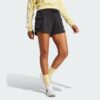 Pantalones cortos cargo de felpa francesa con logotipo pequeño Adidas Essentials para mujer-