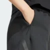 adidas Z.N.E. Pantalones cortos-