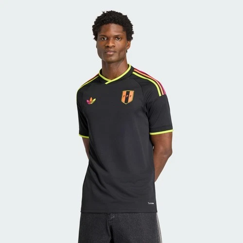 s-l500-2866.webp Camiseta Adidas Perú 26 Visitante-
