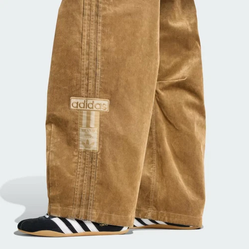 Pantalón Adidas  Adibreak Sarga Cepillada-