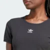Camiseta acanalada Adidas Essentials para mujer-
