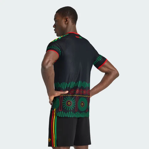 Camiseta Adidas  Jamaica 26 x Bob Marley Visitante Auténtica-
