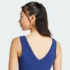 Camiseta sin mangas Adidas Essentials para mujer con logotipo pequeño de algodón estilo de vida-