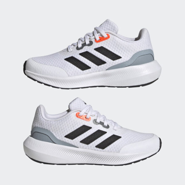 Zapatos de encaje Adidas RunFalcon 3 para niños-
