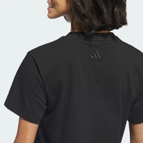 CAMISETA ADIDAS MUJER ARCO ON LINEAL LOGO GRÁFICO-