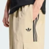 PANTALONES CARGO ADIDAS HOMBRE ADICOLOR CLASSICS 3 RAYAS-