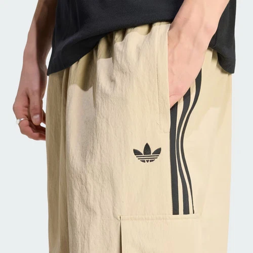 PANTALONES CARGO ADIDAS HOMBRE ADICOLOR CLASSICS 3 RAYAS-