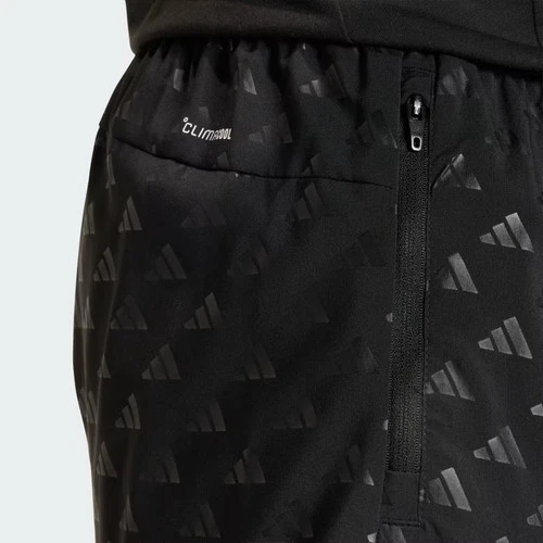 WORKOUT ESSENTIALS BRANDLOVE WOVEN SHORT-