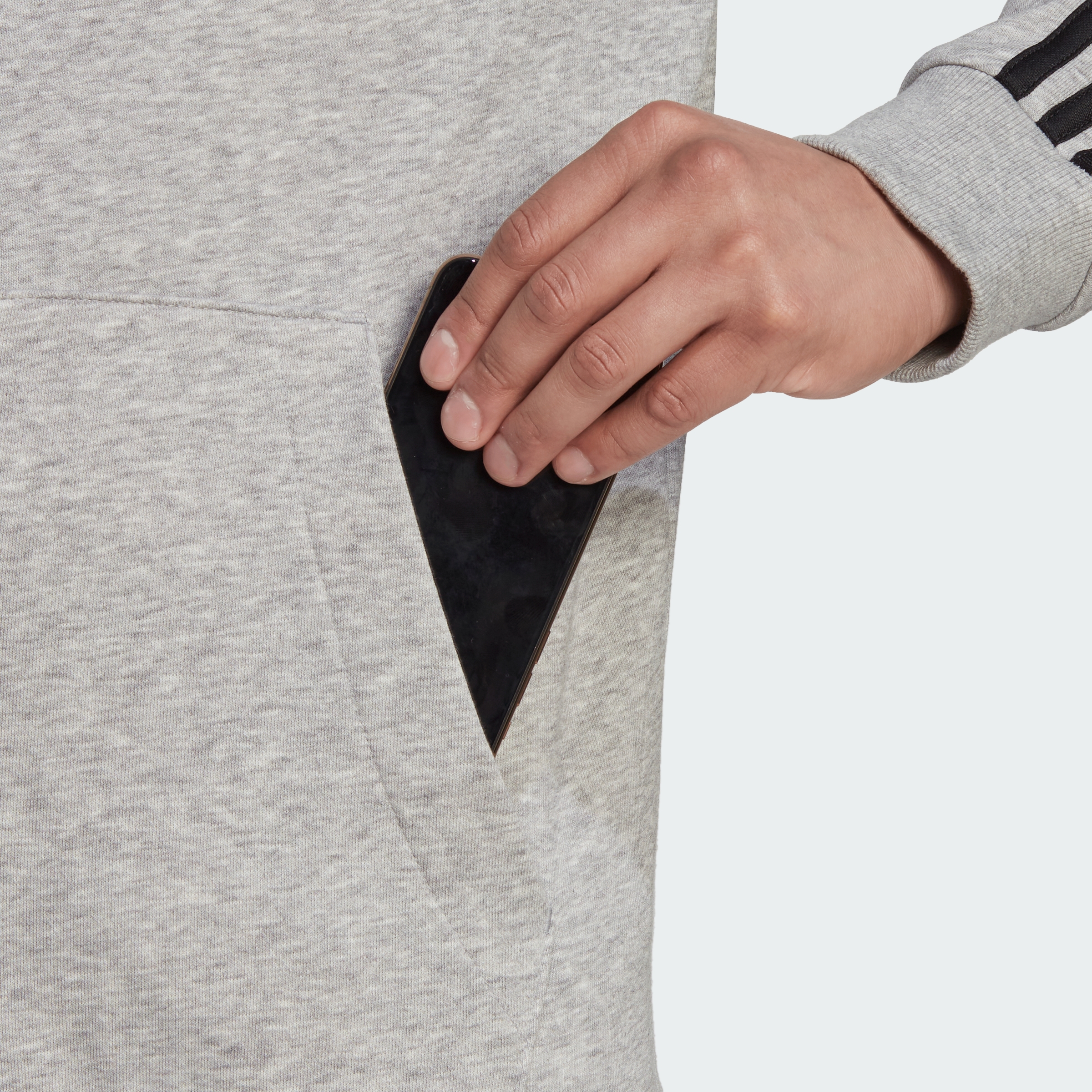 https://assets.adidas.com/images//33d943e2e9bf4fb5b3bdaeec00be7625_9366/GK9034_h2_standard.jpg