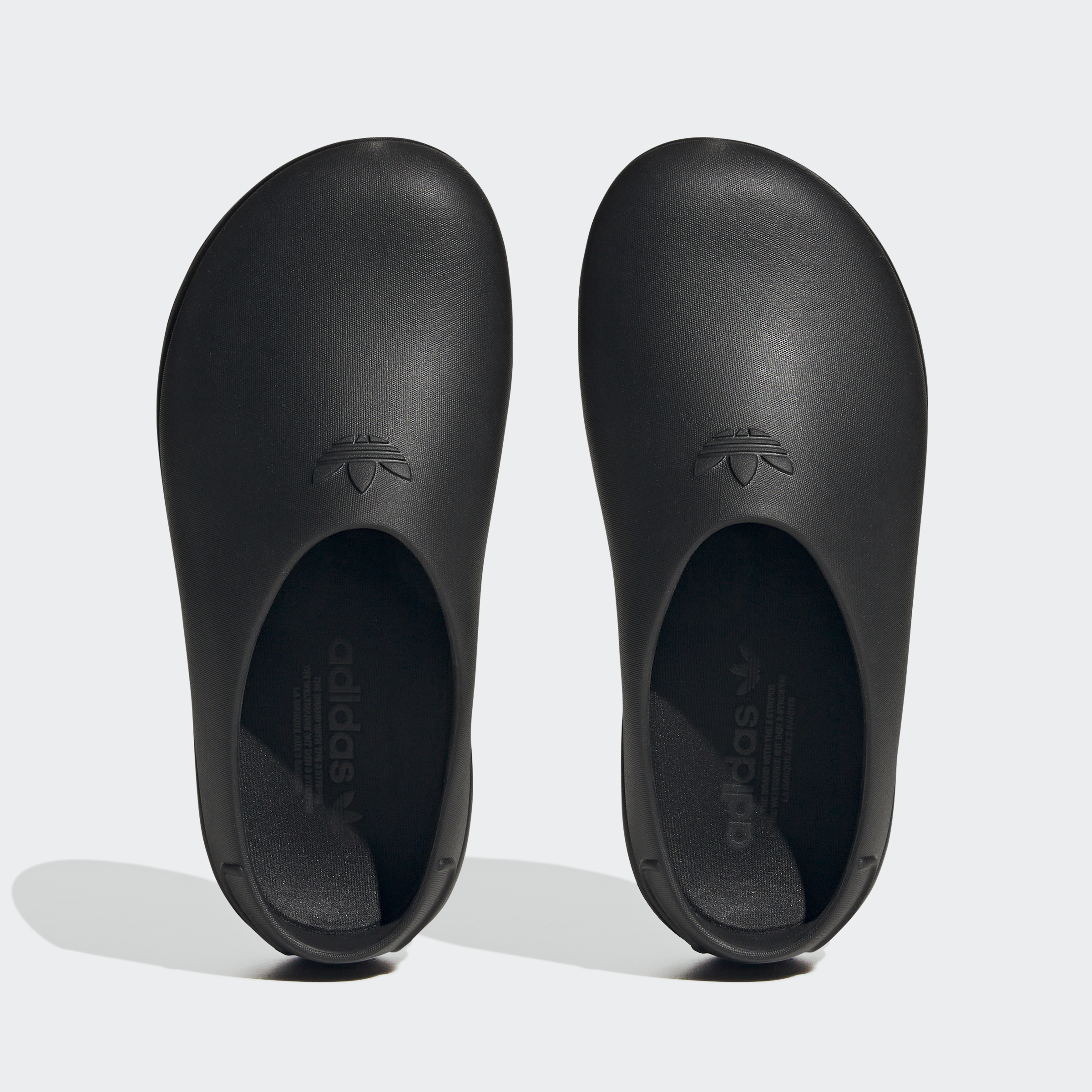 https://assets.adidas.com/images//61fc0931667a46169b13af9c017aaeba_9366/IE4626_02_standard_hover.jpg