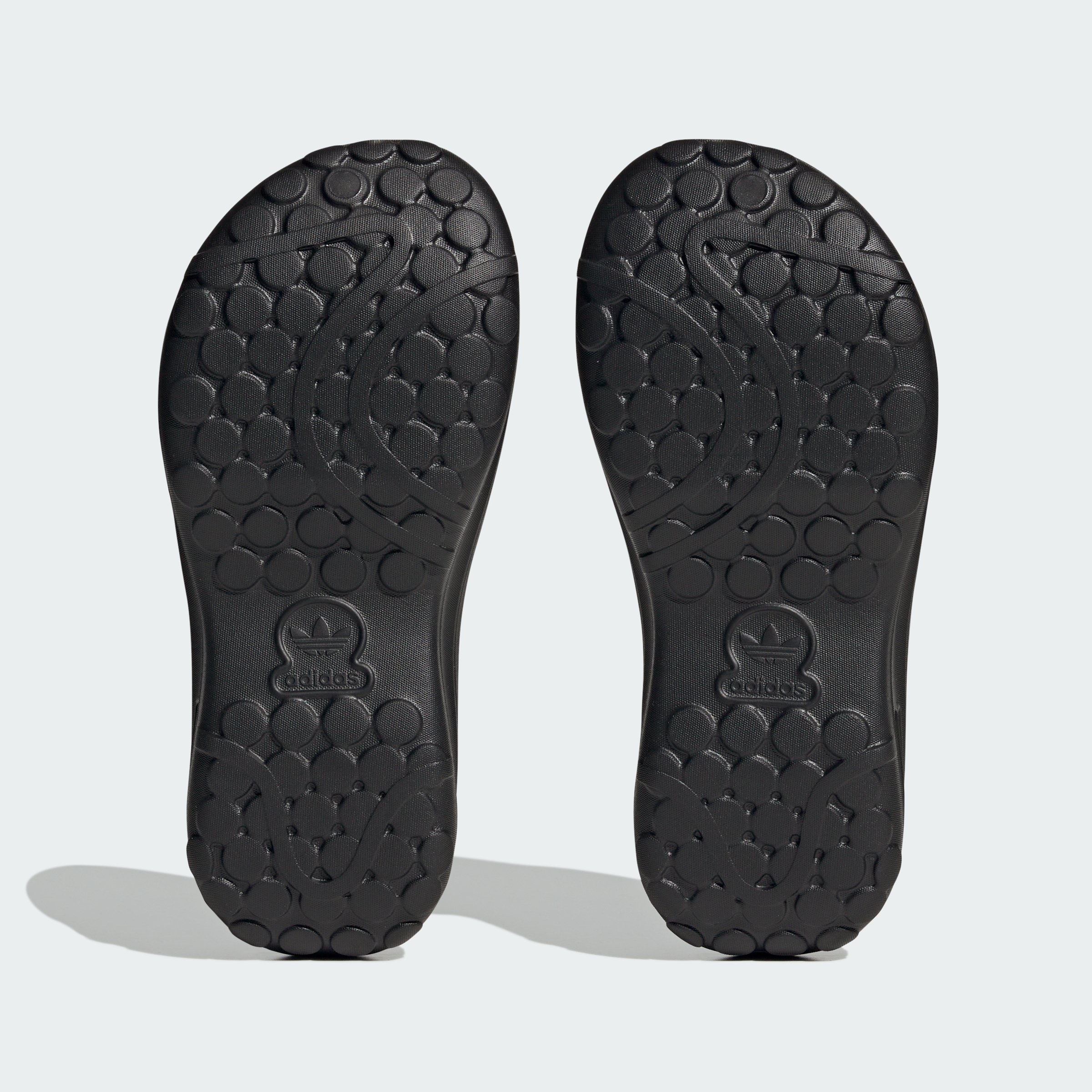 https://assets.adidas.com/images//b486533e437d44e8abc6af9c017ab818_9366/IE4626_03_standard.jpg