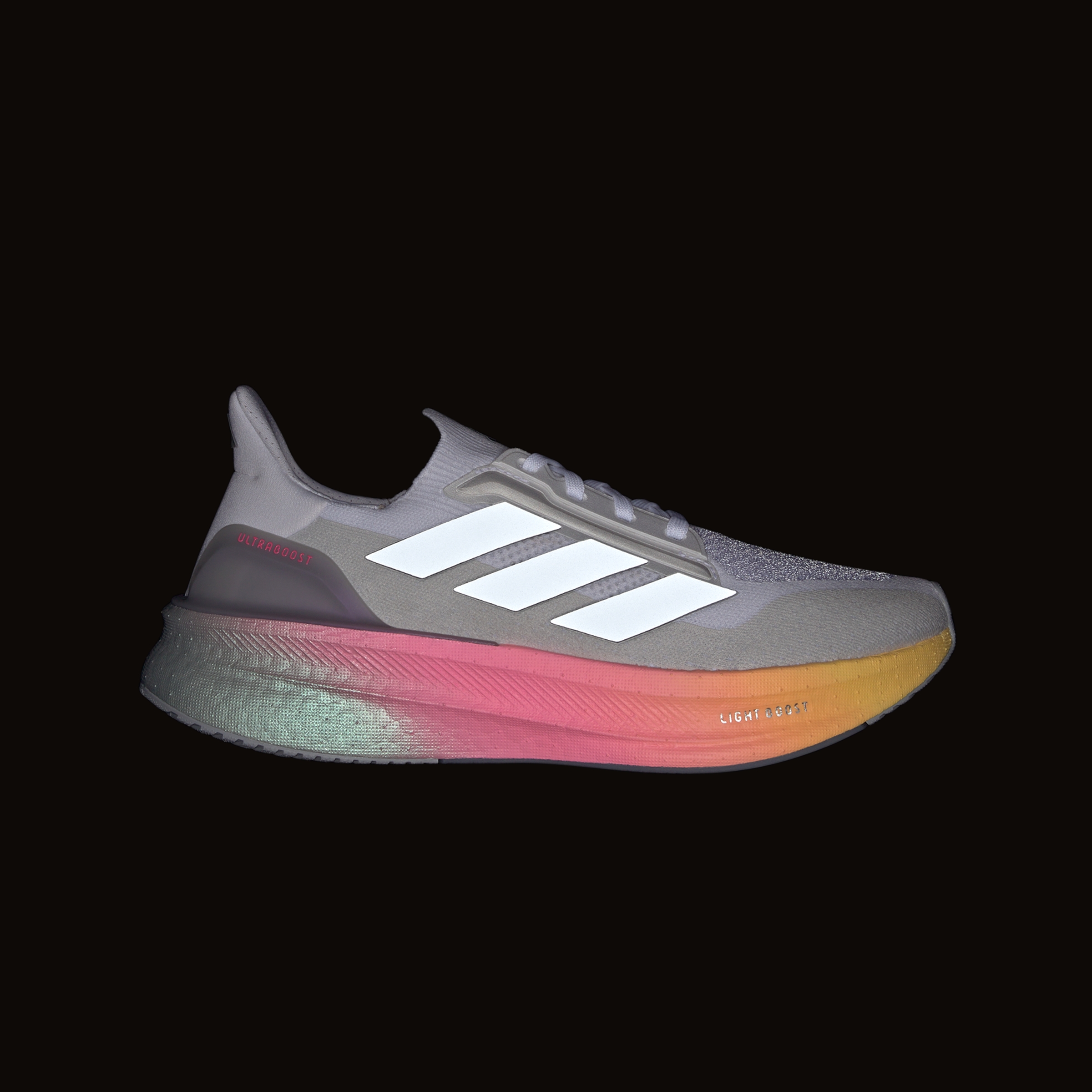 https://assets.adidas.com/images//94b3e9d404e849ffbae068673cd4a77f_9366/IH0636_012_hover_standard.jpg