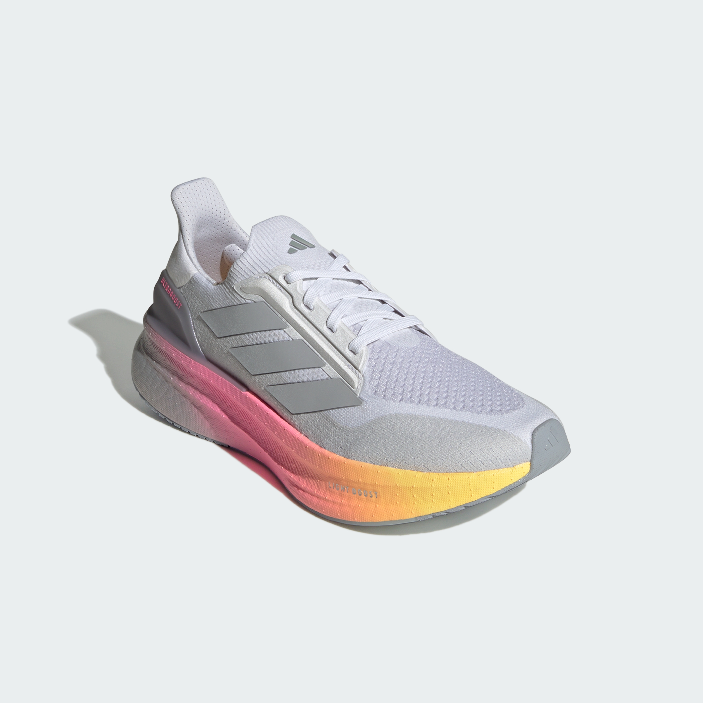 https://assets.adidas.com/images//d4435479ea0f4a2a92d5bf220c1e439c_9366/IH0636_04_standard.jpg
