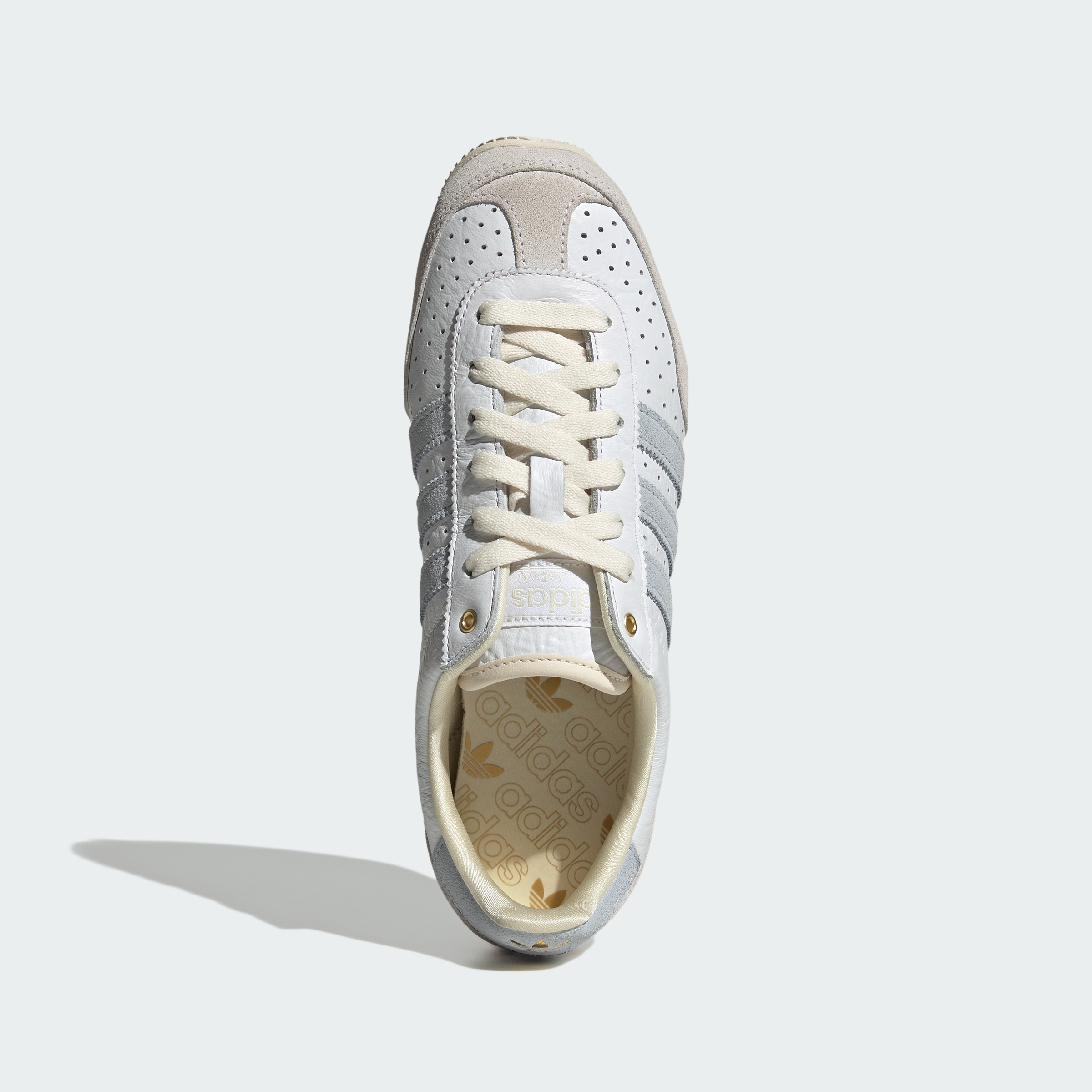 https://assets.adidas.com/images//6c7f95e0ef414f5a88290b24eed03975_9366/IH1619_02_standard.jpg