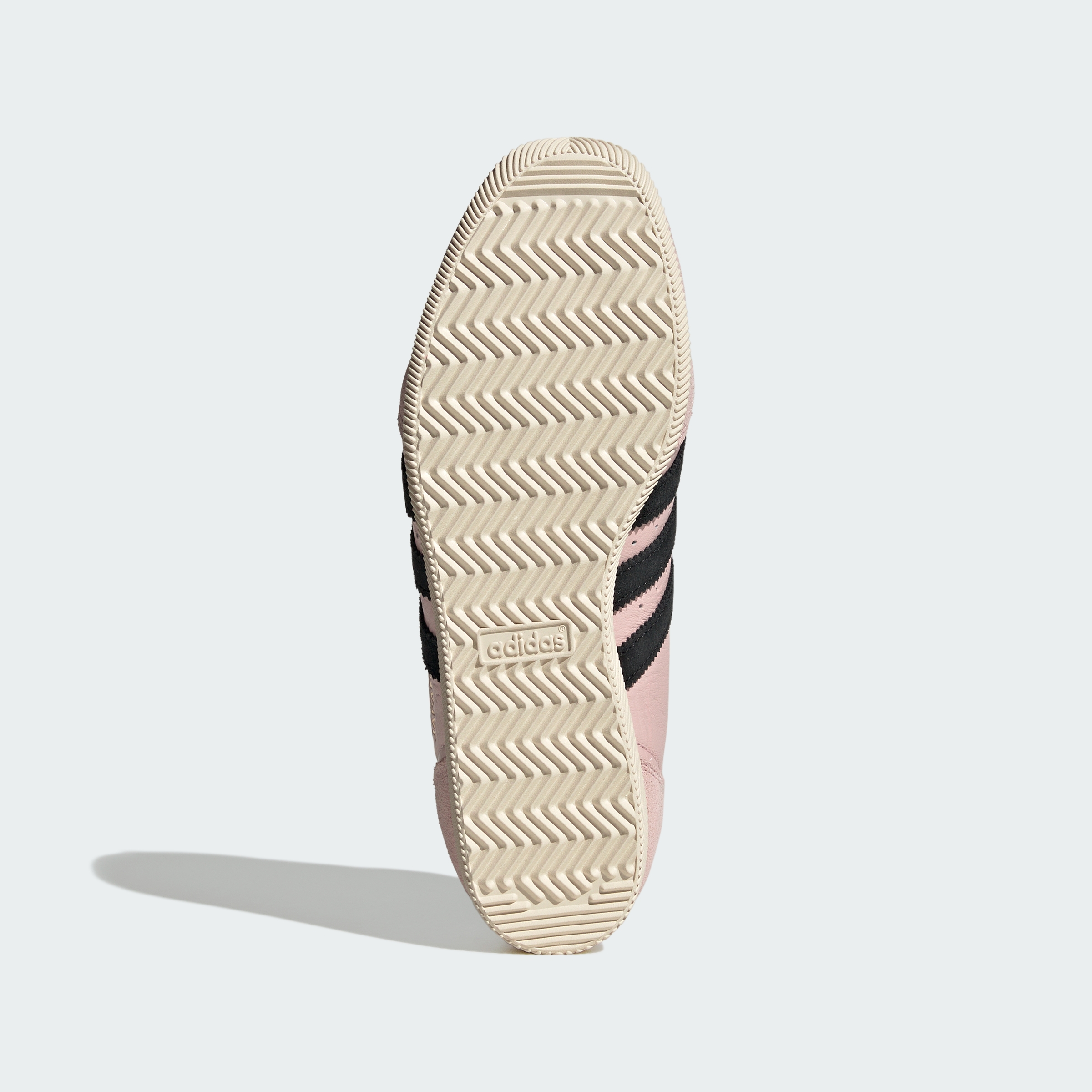 https://assets.adidas.com/images//70dc566311cf46308a69b26948596cd3_9366/IH1620_03_standard.jpg