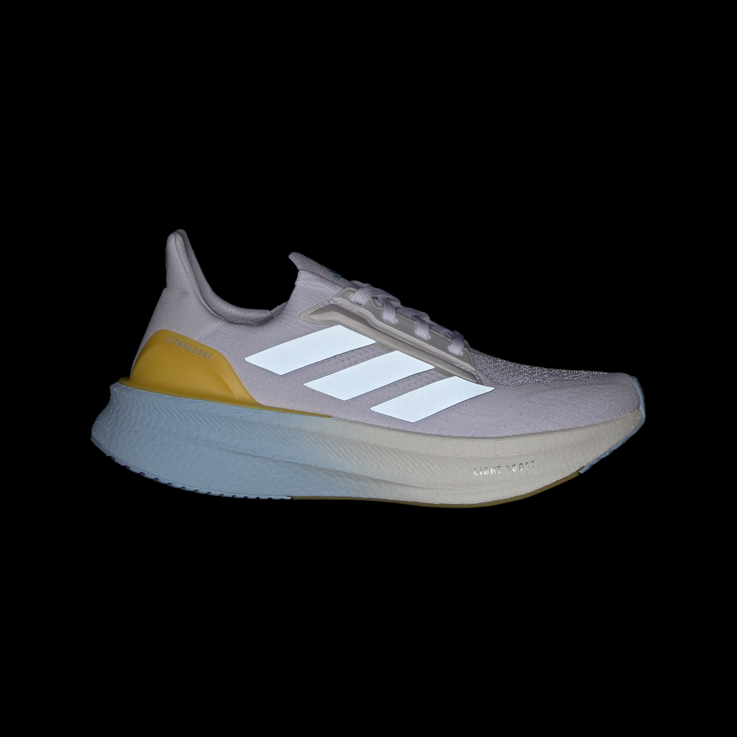 https://assets.adidas.com/images//07a17d8814a0450cb172834d4243a22d_9366/IH4006_01_03_hover_standard.jpg