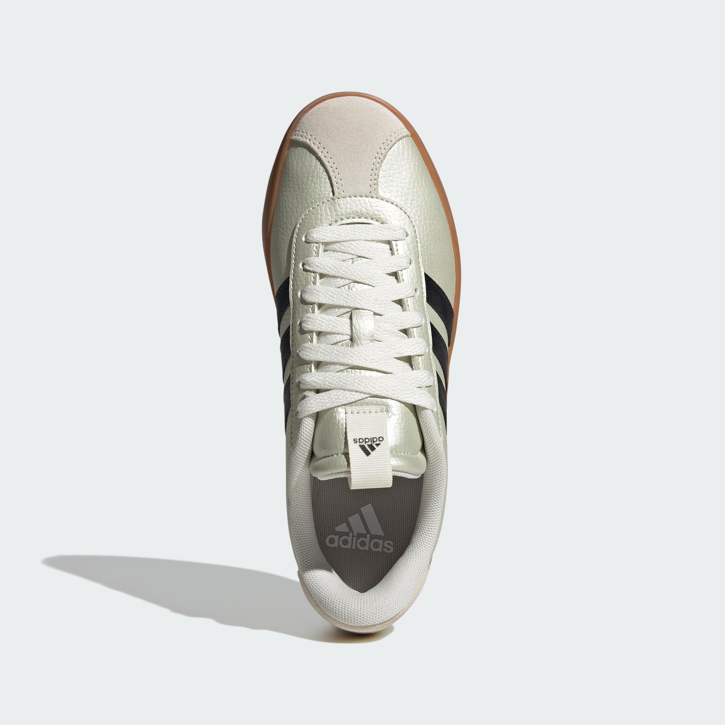 https://assets.adidas.com/images//c636a3383b8d4edd8b3ed59ba77a5fb3_9366/IH4024_02_standard.jpg