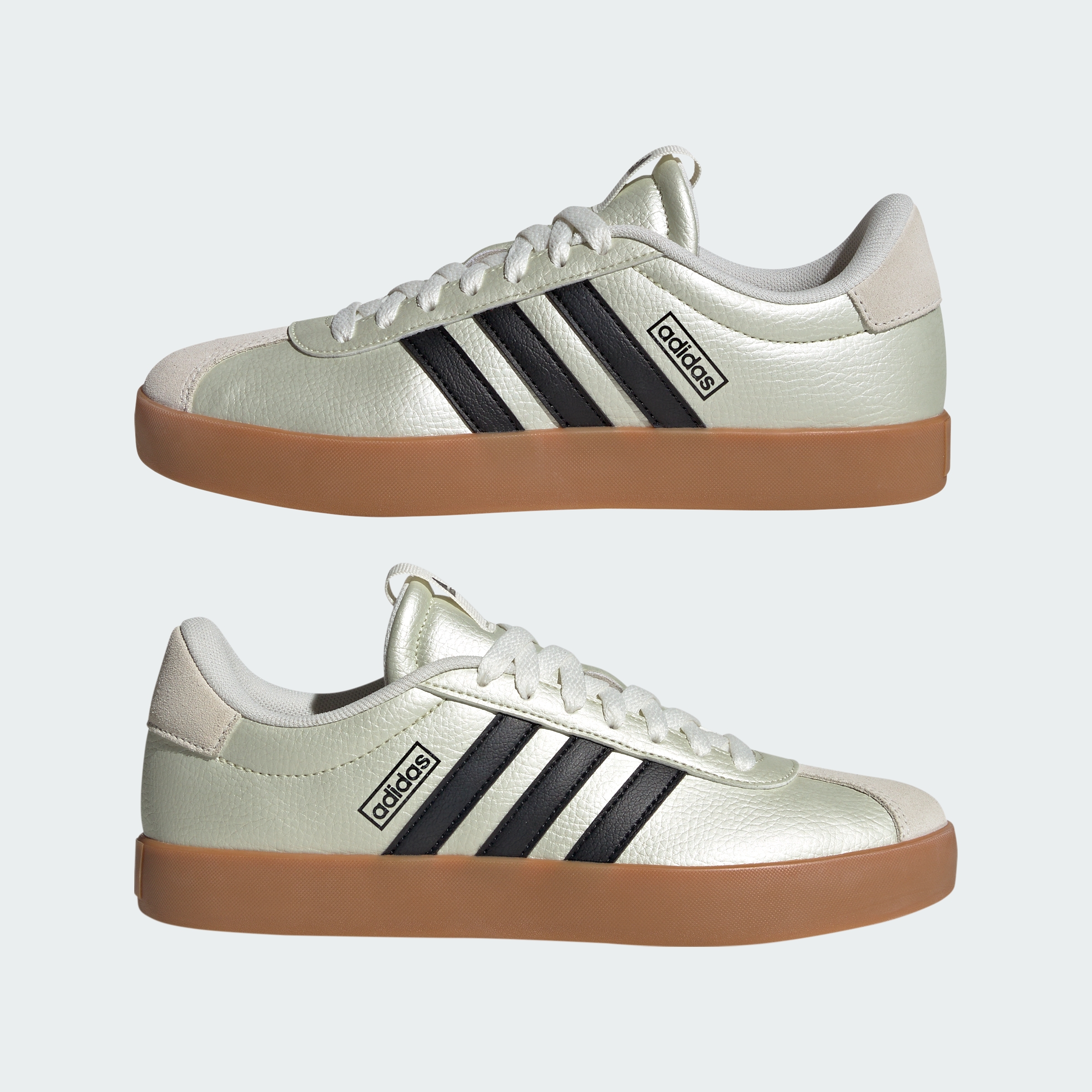 https://assets.adidas.com/images//a55f7204a5864dc897c205d4587674d3_9366/IH4024_09_standard.jpg