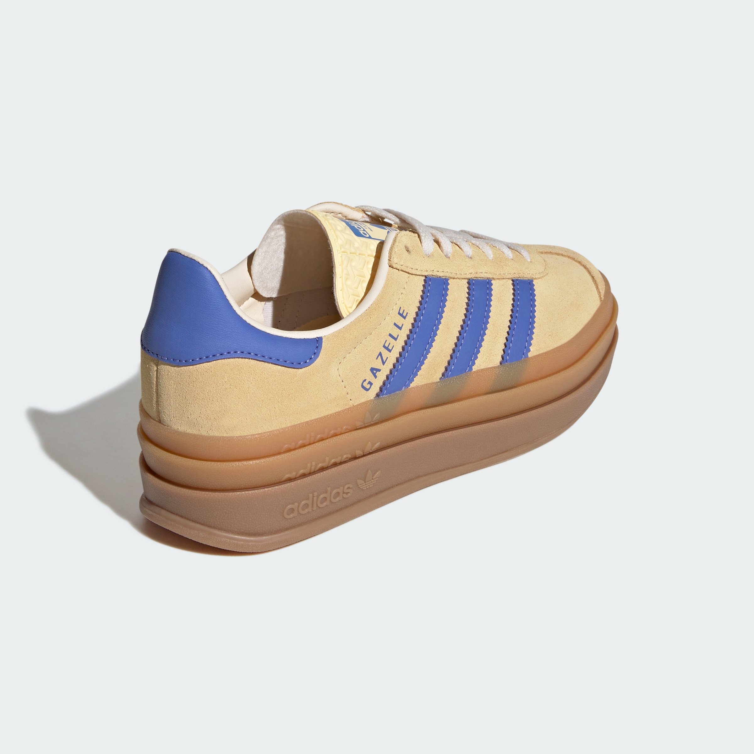 https://assets.adidas.com/images//1ed4855afed14991a3b1a426deeccb0e_9366/IH6457_05_standard.jpg