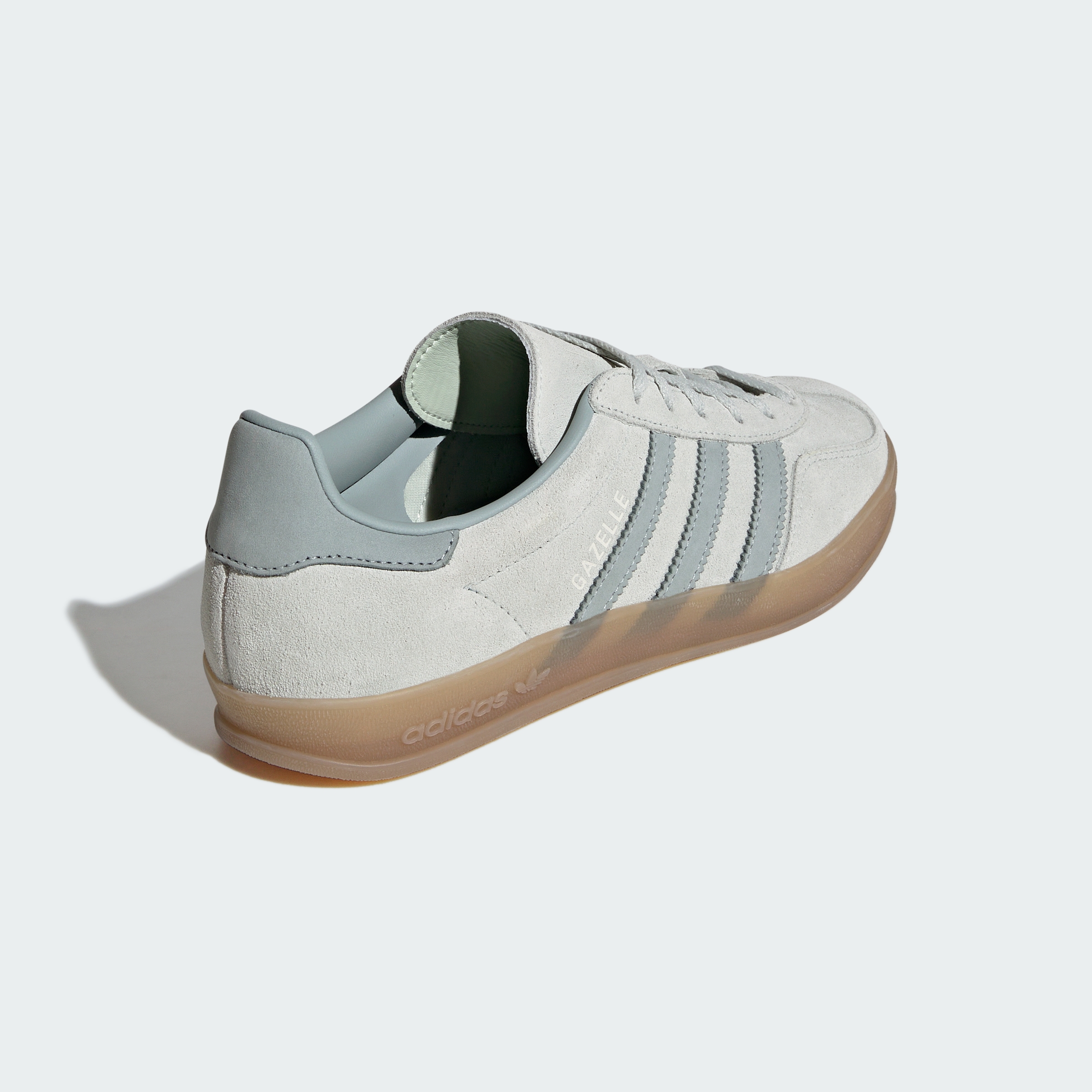 https://assets.adidas.com/images//ba7d889a0416479eab540c9acf1c31e7_9366/IH9219_05_standard.jpg