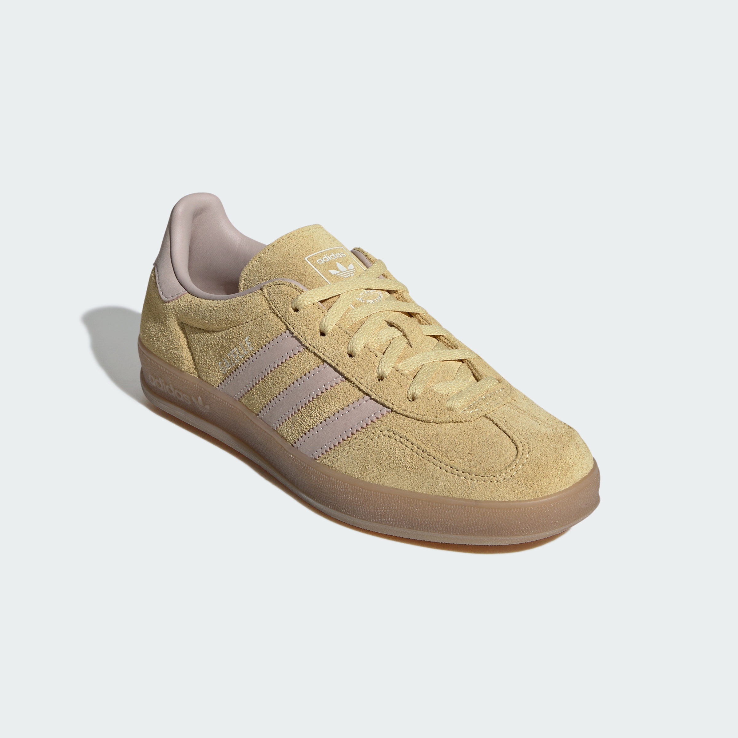 https://assets.adidas.com/images//973c8ad21645457481be4c8e5c65d422_9366/IH9220_04_standard.jpg