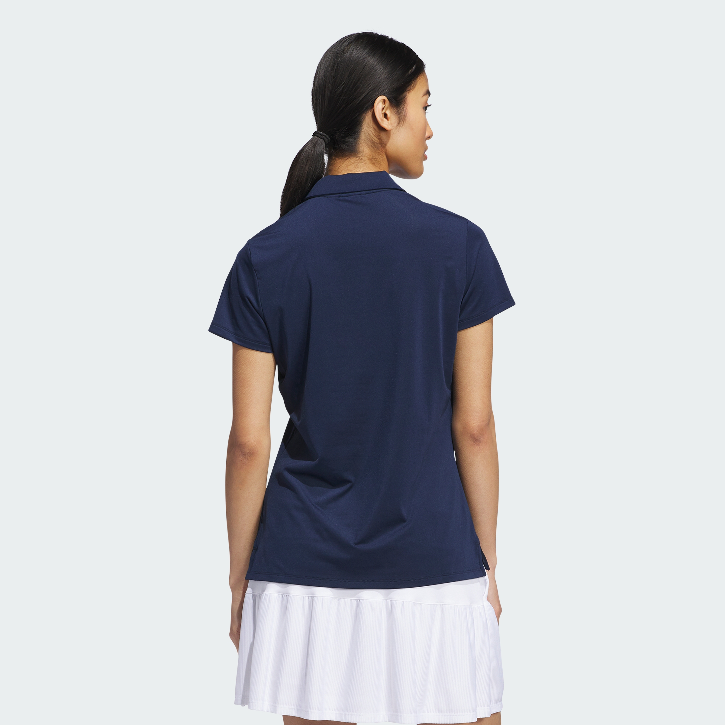 https://assets.adidas.com/images//dd56bccd4cf841d58419758416181ceb_9366/IY5340_23_hover_model.jpg