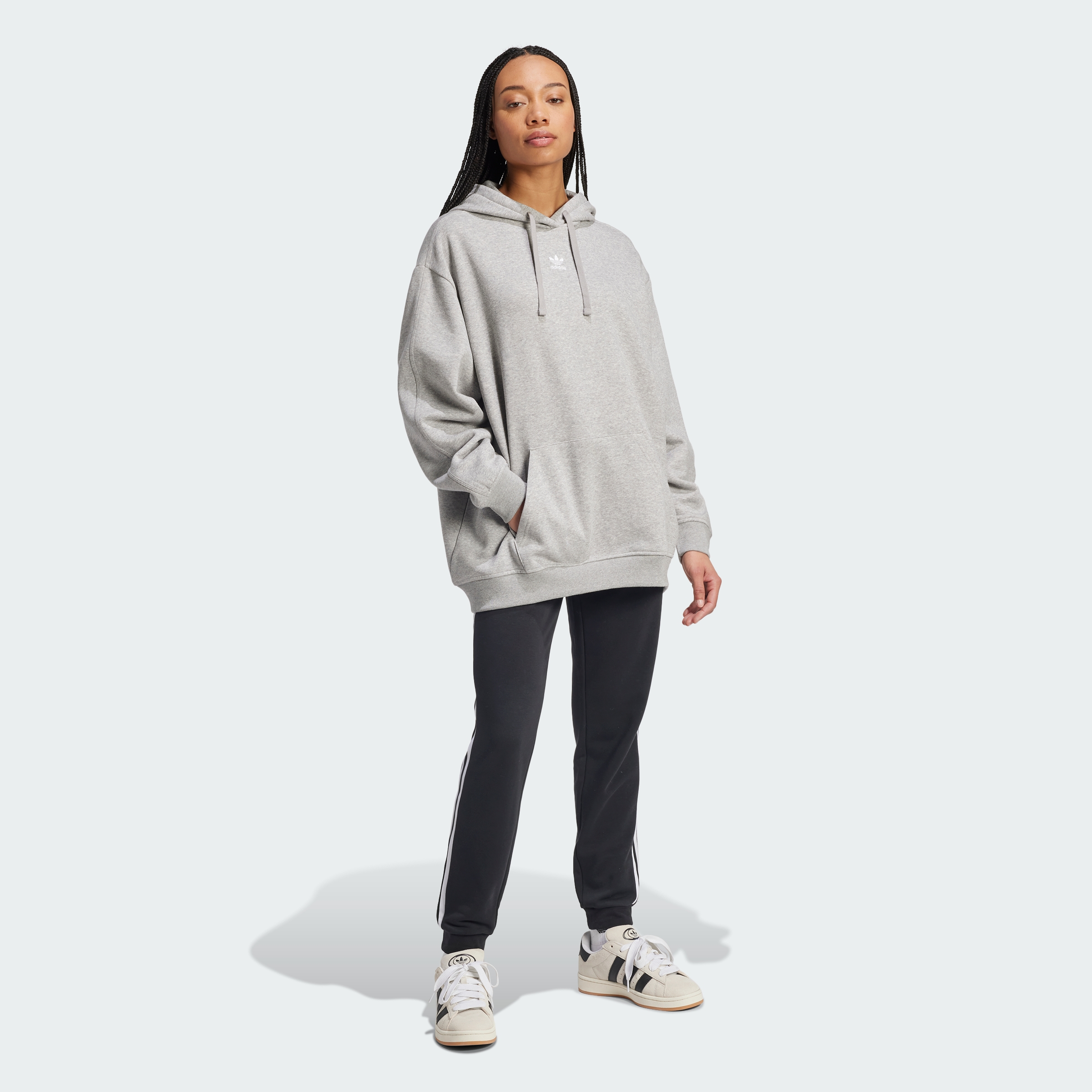 https://assets.adidas.com/images//22f6df0928a04c909001bab938bfc86d_9366/IY7345_25_model.jpg