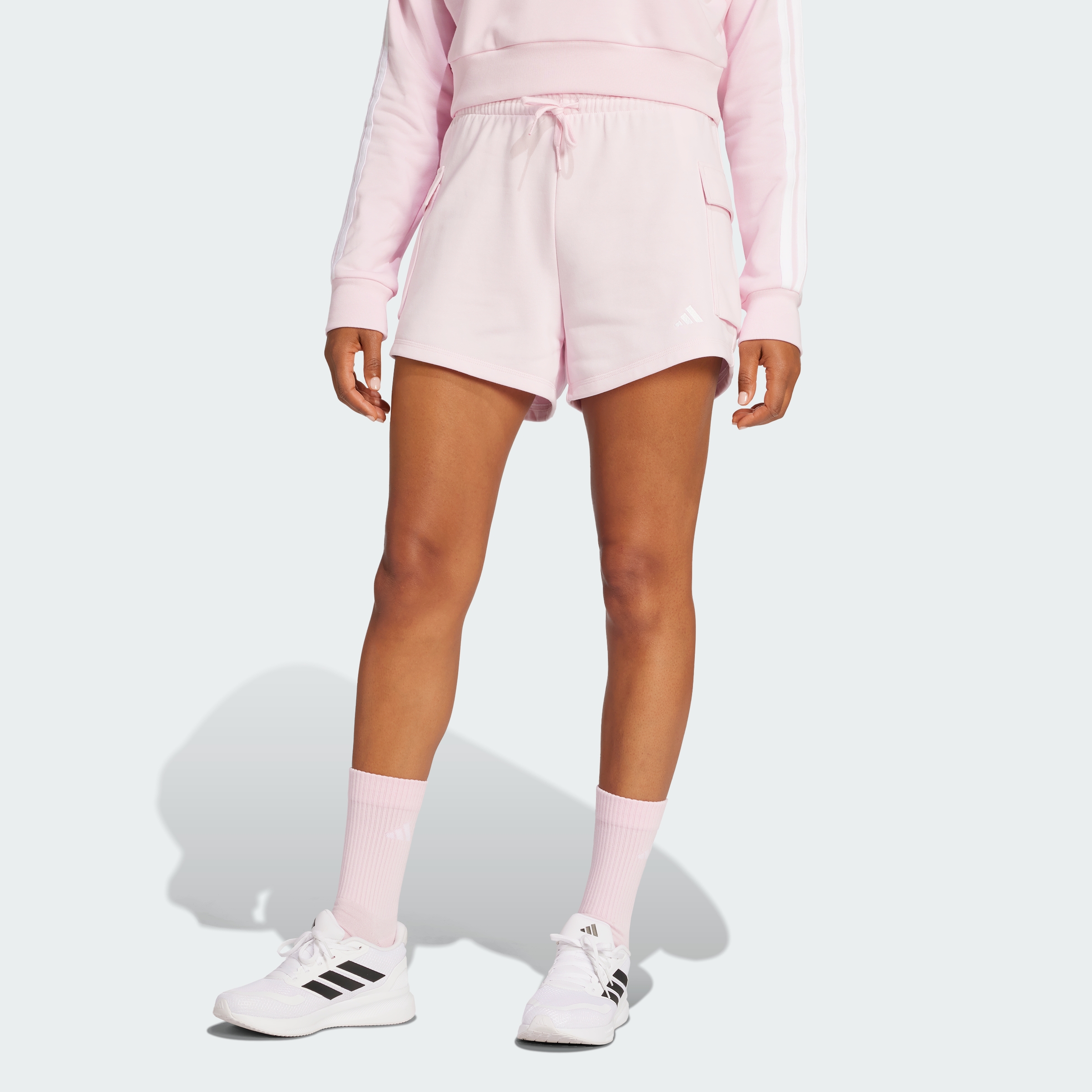https://assets.adidas.com/images/b5fc83eeebc04fce9e9966944ed5f459_9366/JC5936_000_plp_model.jpgJC5936_000_plp_model.jpg