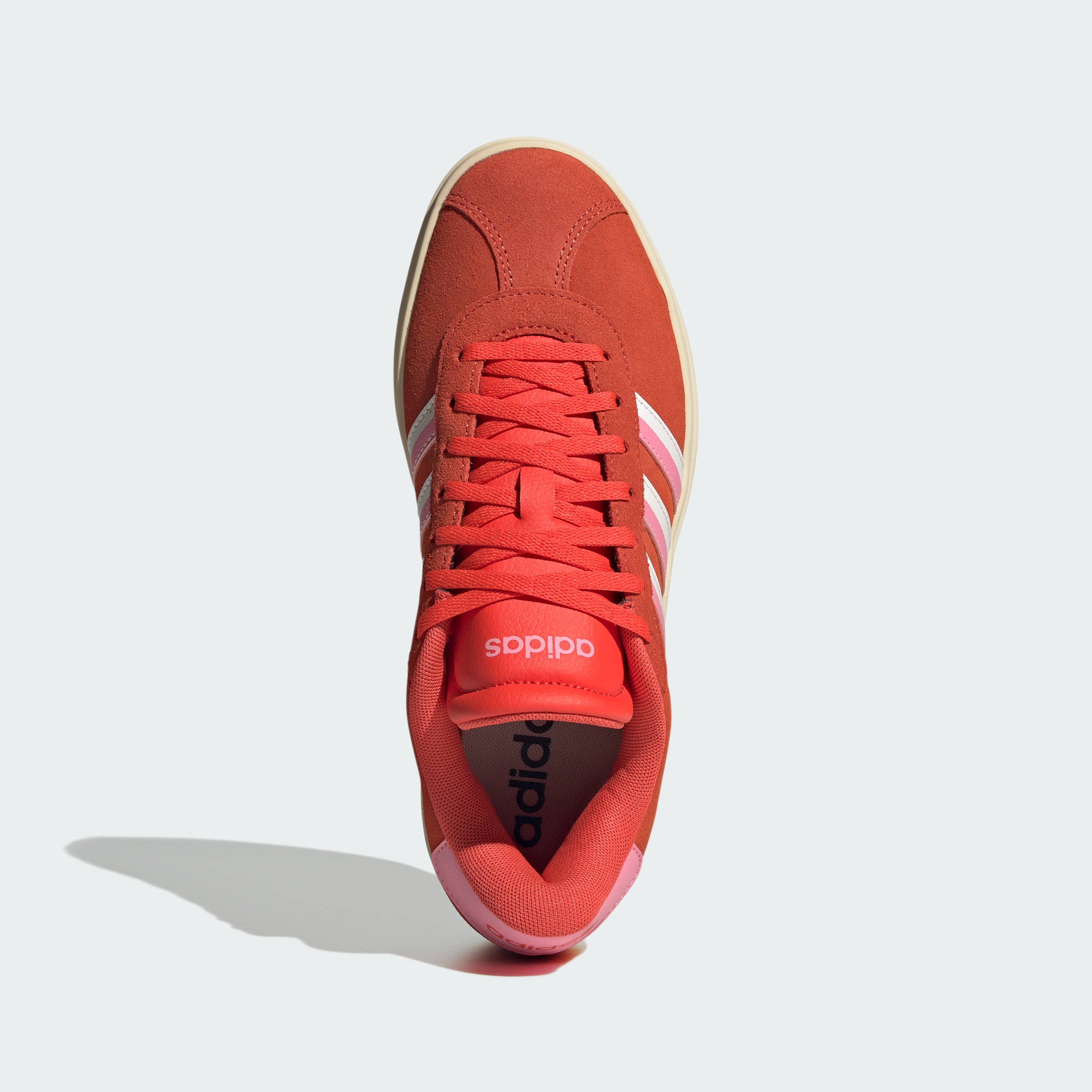 https://assets.adidas.com/images//a4fda24a101e4437920065e20edc22ad_9366/JI1786_02_standard_hover.jpg