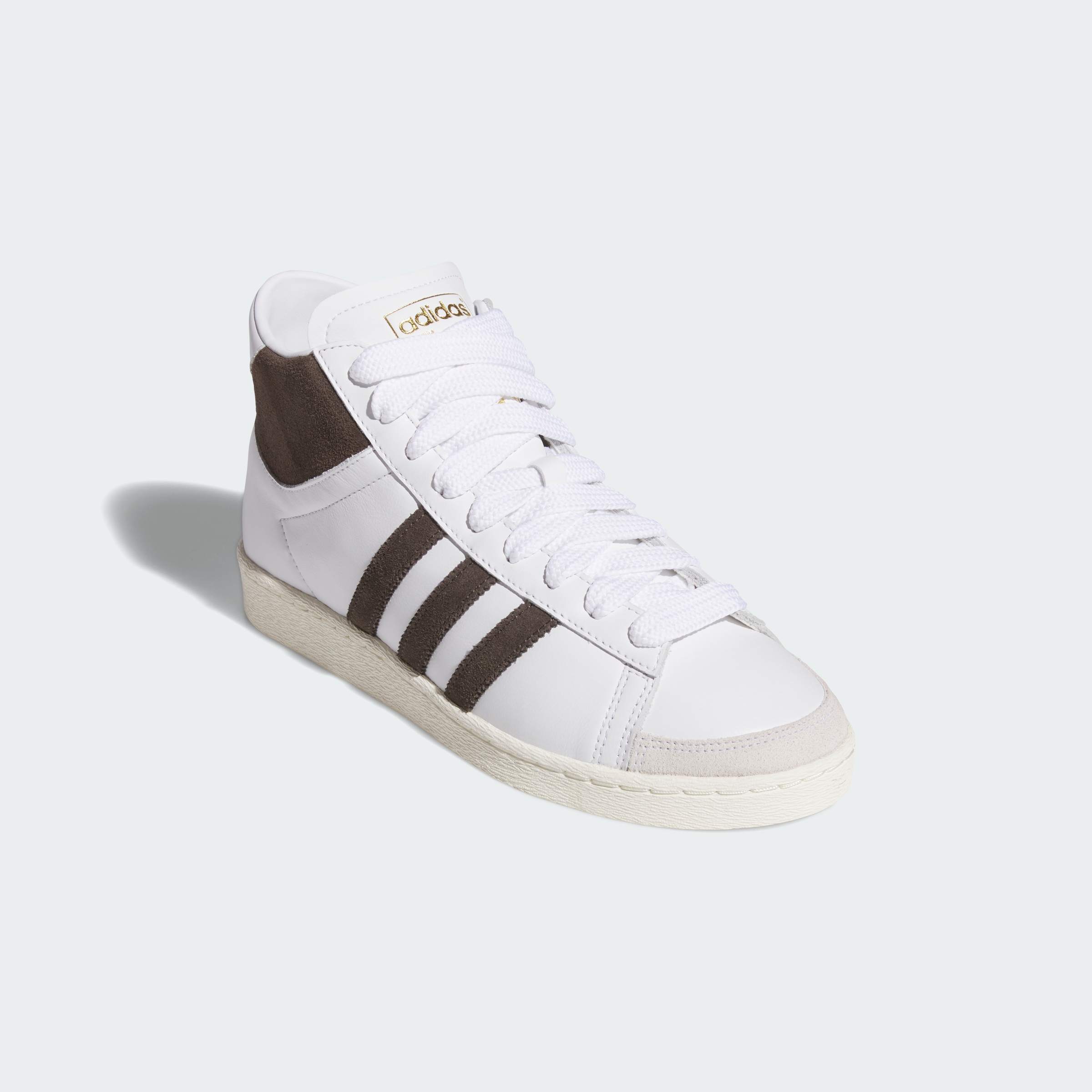 https://assets.adidas.com/images//e02f8d7e225c4409bfb6dfce05bafae3_9366/JP6497_04_standard.jpg