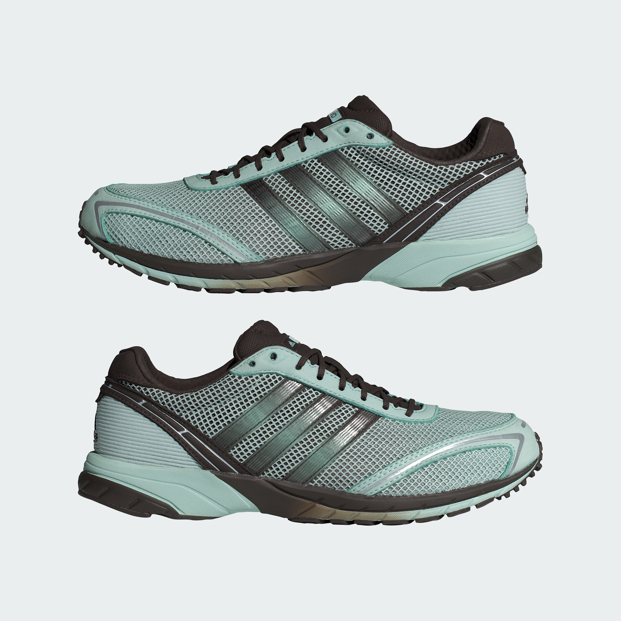 https://assets.adidas.com/images//11f7a95df36e43409f26717b61f8602d_9366/JQ1787_09_standard.jpg