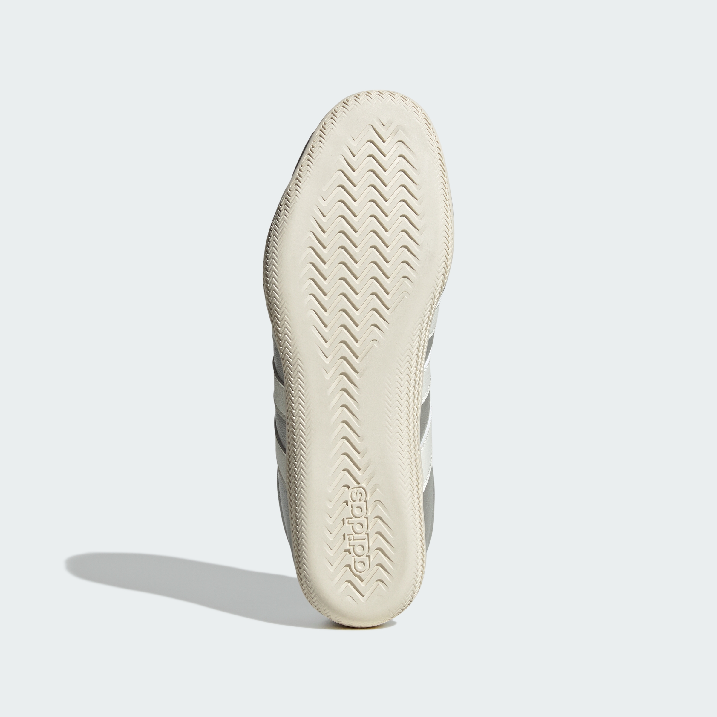 https://assets.adidas.com/images//d6bcc7c710834f899799ed7d05ca91ce_9366/JQ7243_03_standard.jpg