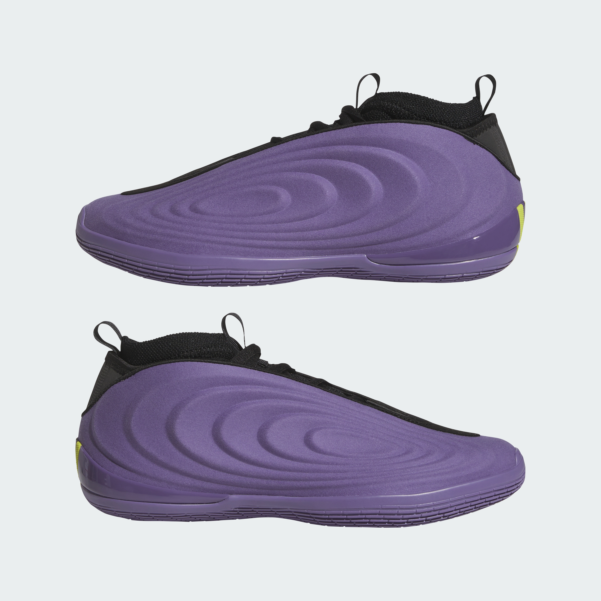 https://assets.adidas.com/images//5a11ece92a254d5987a26ff117319f9a_9366/JQ9426_09_standard.jpg