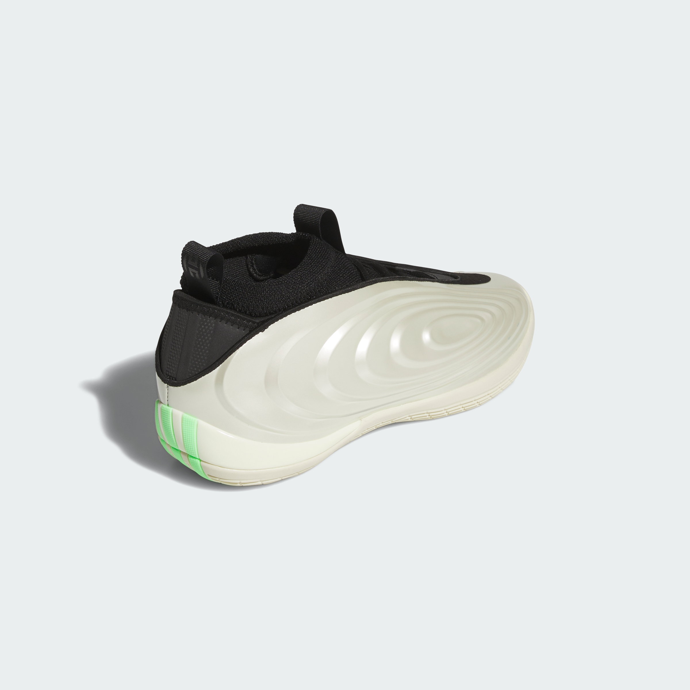 https://assets.adidas.com/images//ab1ae1978f7a4b379b48285a24c421c0_9366/JQ9453_05_standard.jpg
