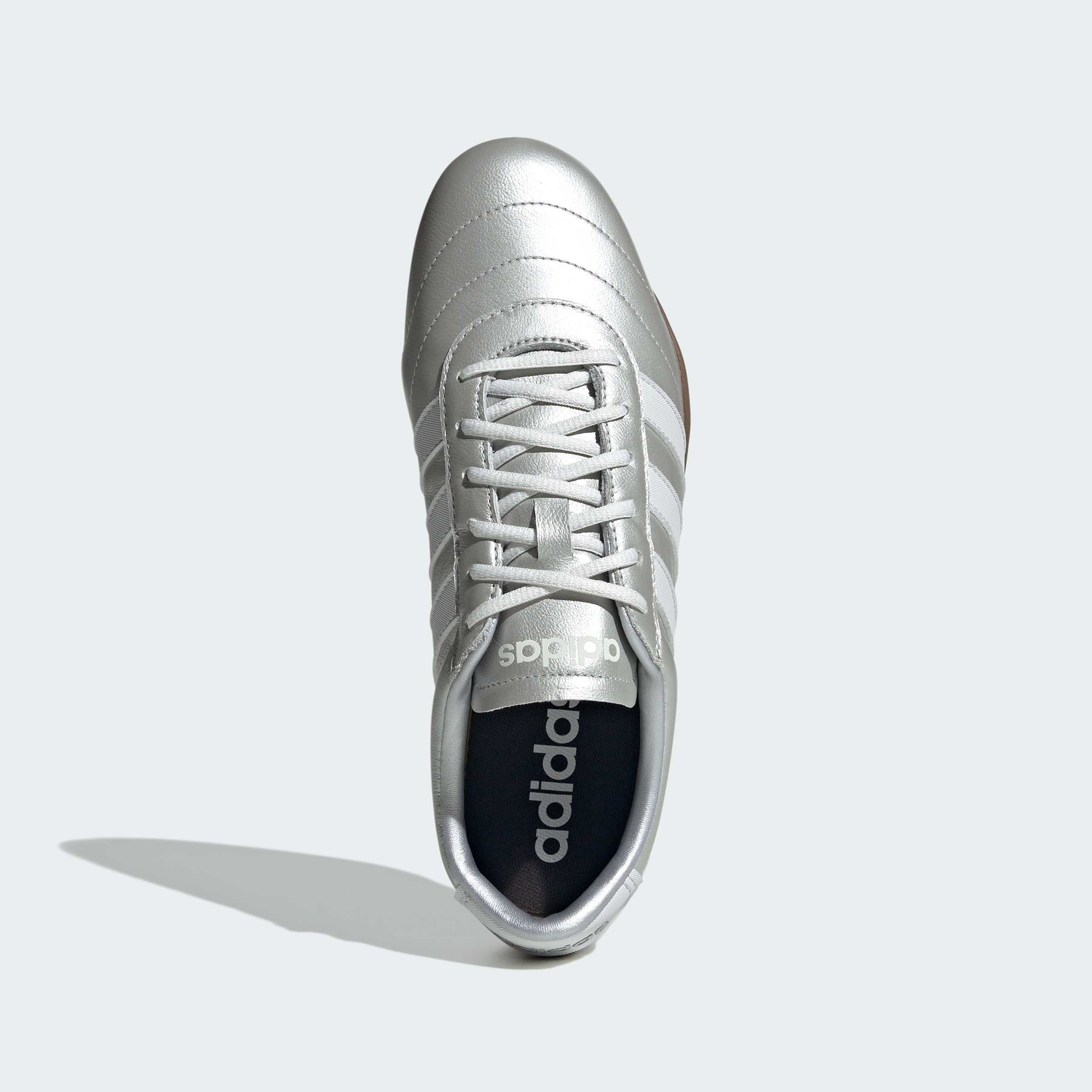 https://assets.adidas.com/images//4cd6564cda2849228102e076c34b8e22_9366/JQ9682_02_standard.jpg