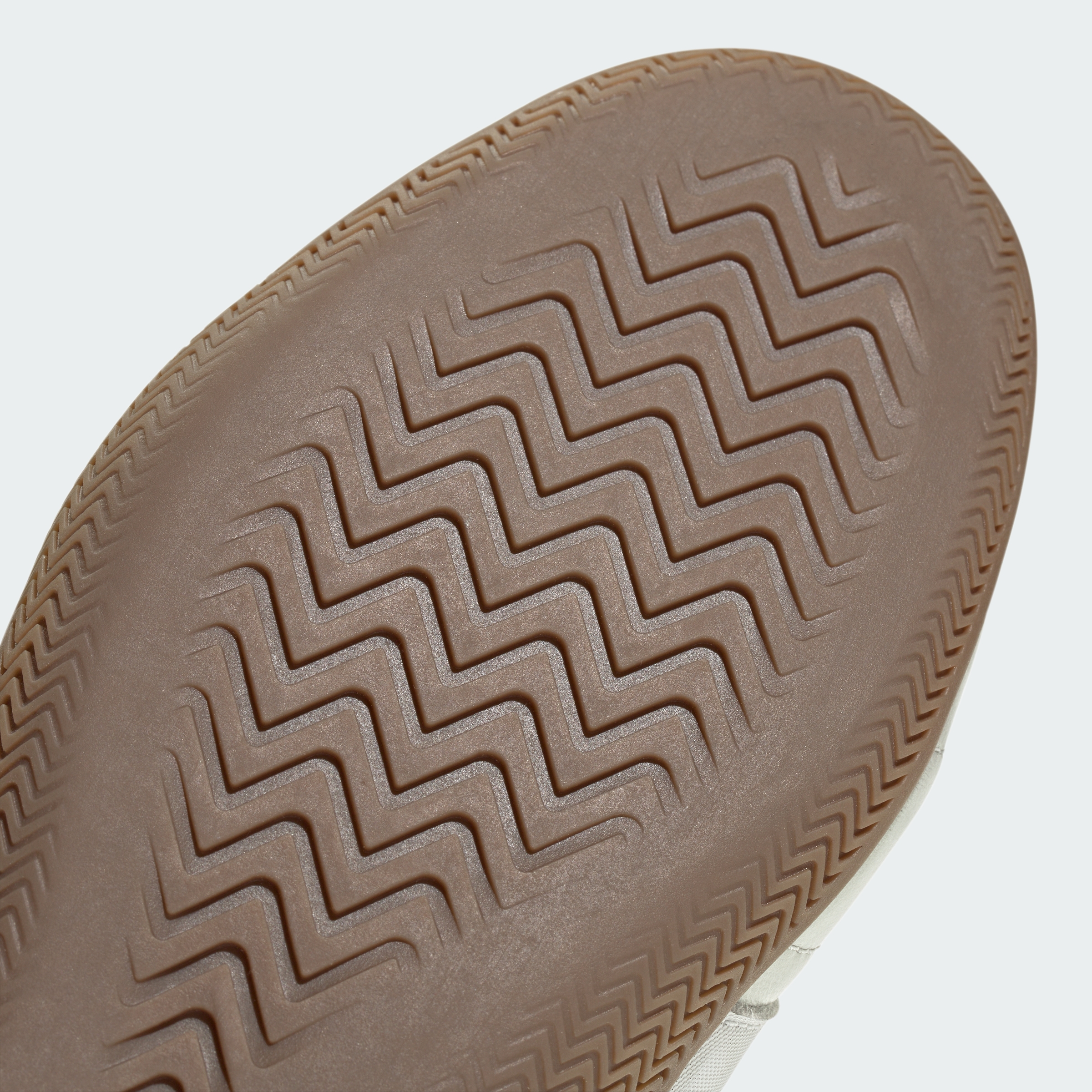 https://assets.adidas.com/images//74be58ae6a754c258fb78425dad7f3f2_9366/JQ9682_41_detail.jpg