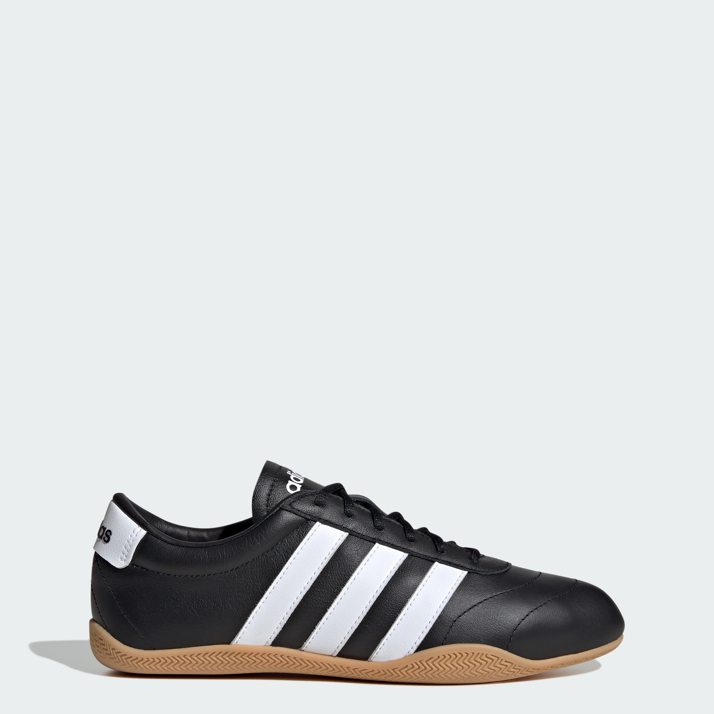 https://assets.adidas.com/images/010b61ac17274a5880a7862e7122624f_9366/JQ9684_00_plp_standard.jpgJQ9684_00_plp_standard.jpg