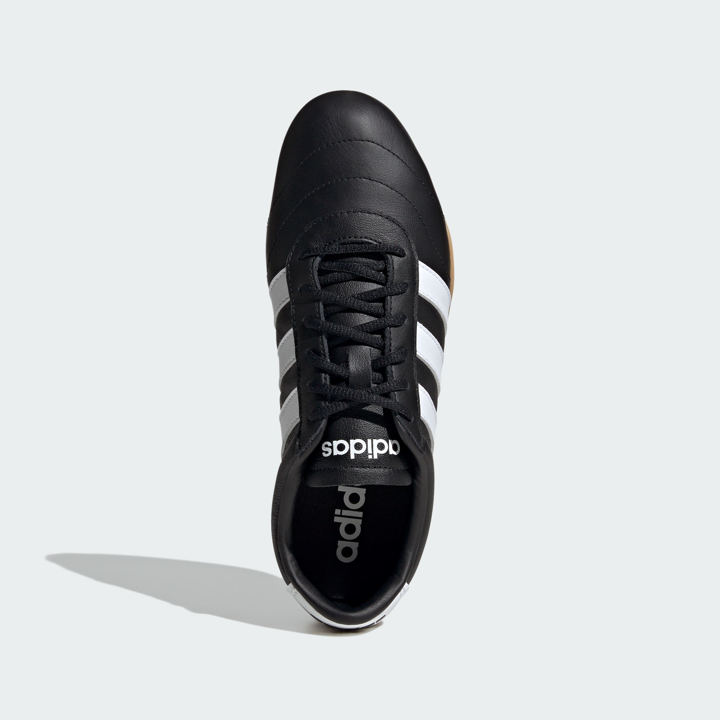 https://assets.adidas.com/images//21bf608d16f74de2a83847f7ef674e8d_9366/JQ9684_02_standard.jpg
