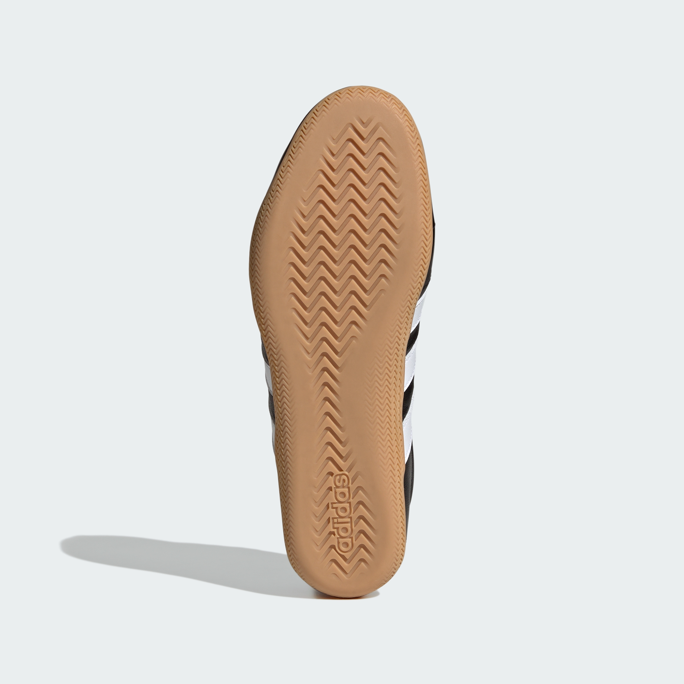 https://assets.adidas.com/images//46f08bc1056d480aa54a5676d00b596a_9366/JQ9684_03_standard.jpg