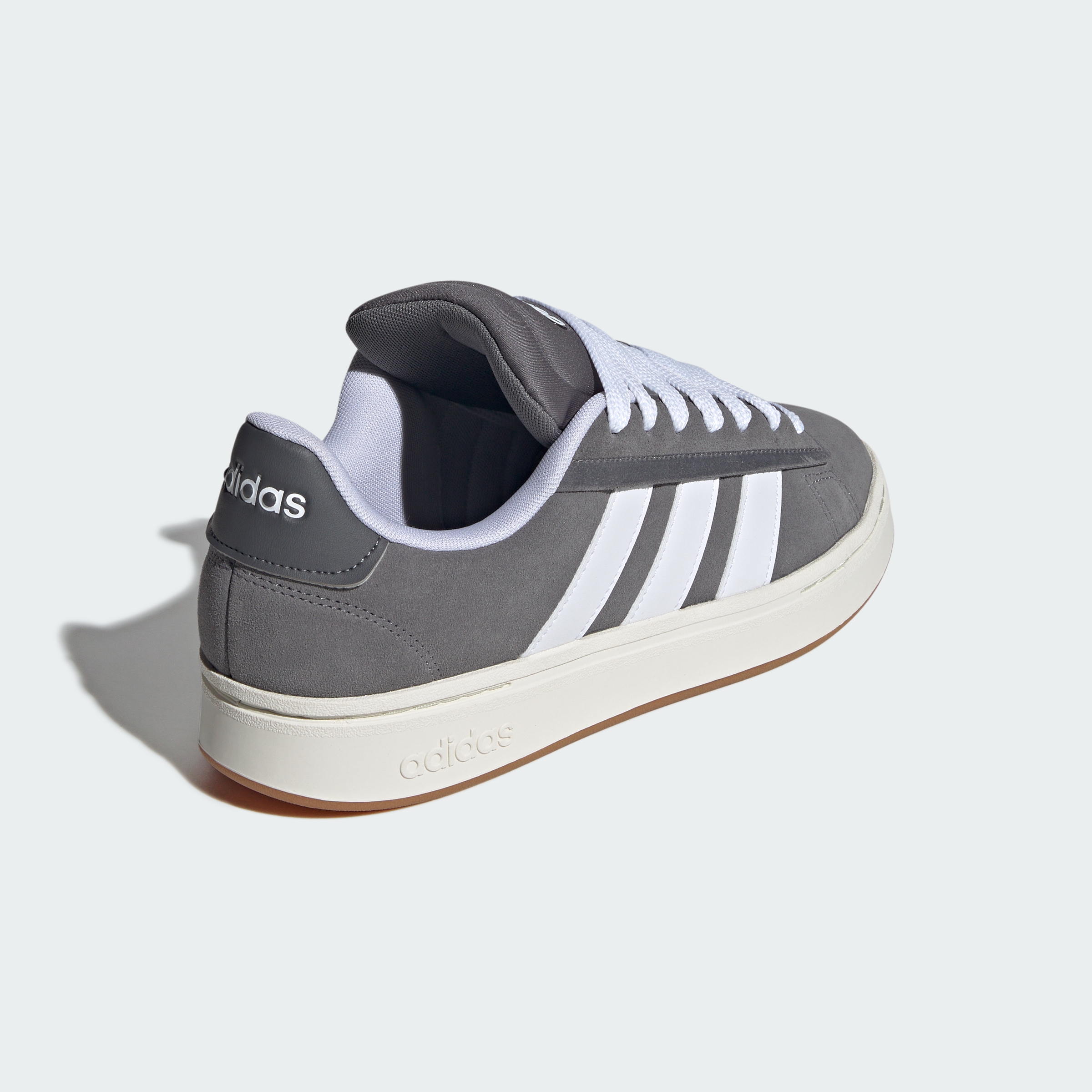 https://assets.adidas.com/images//13dfd6ec97ee44fe8ecd208f3ed7ca31_9366/JR0542_05_standard.jpg