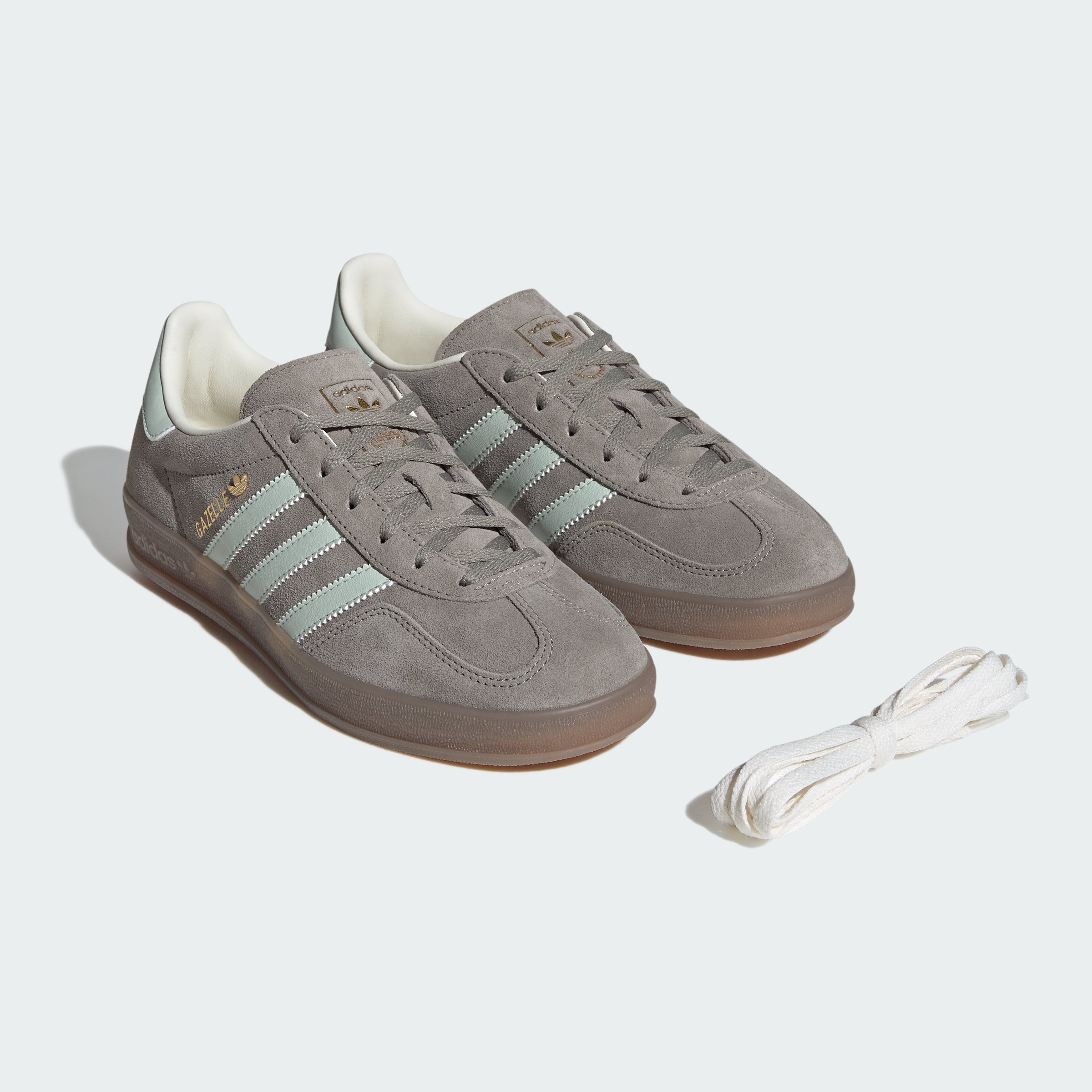https://assets.adidas.com/images//96e61905bc14430da6ccae8841fda8d9_9366/JR2430_15_hover_standard.jpg