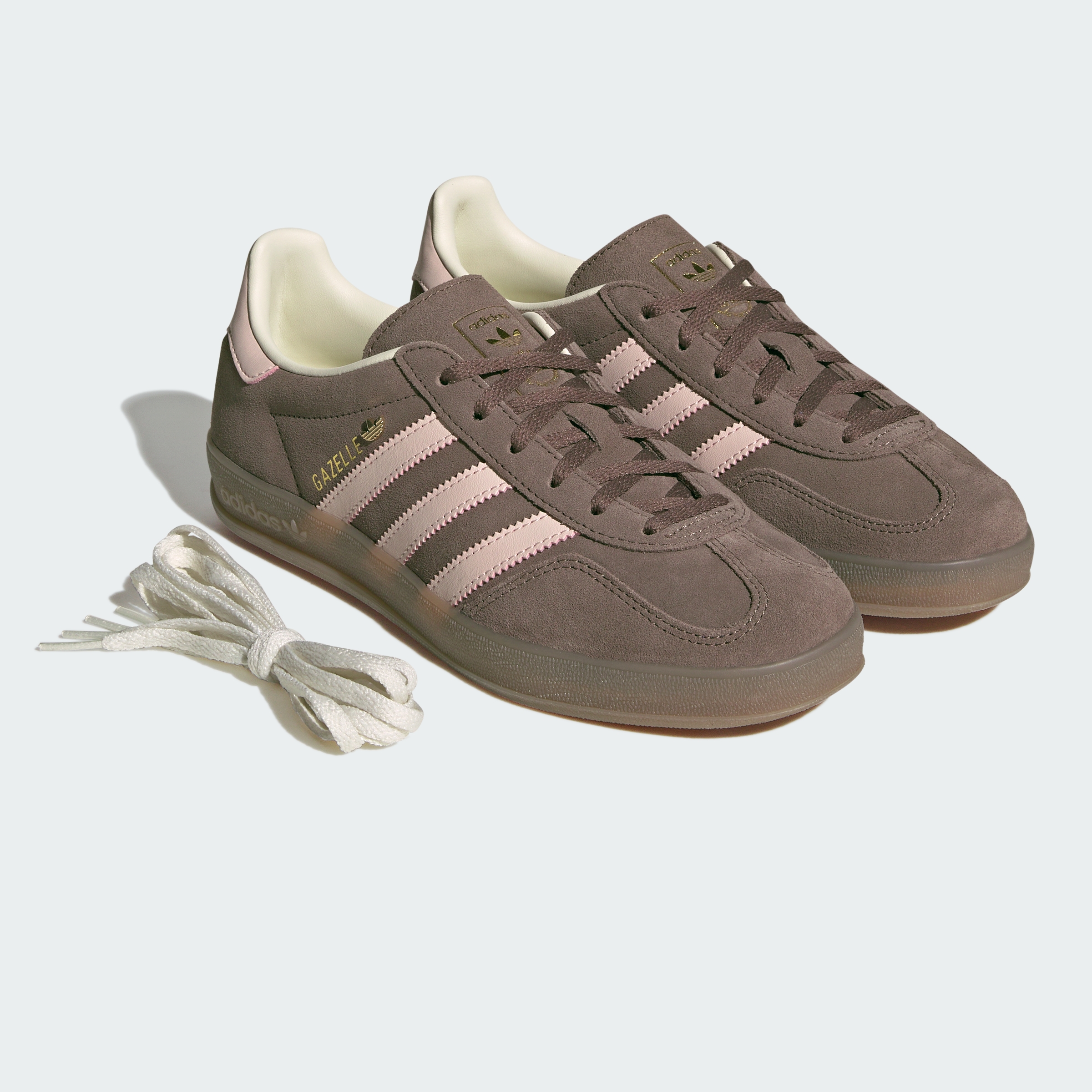 https://assets.adidas.com/images//a7130c9ac762471f8c2e521210728a87_9366/JR2431_15_hover_standard.jpg