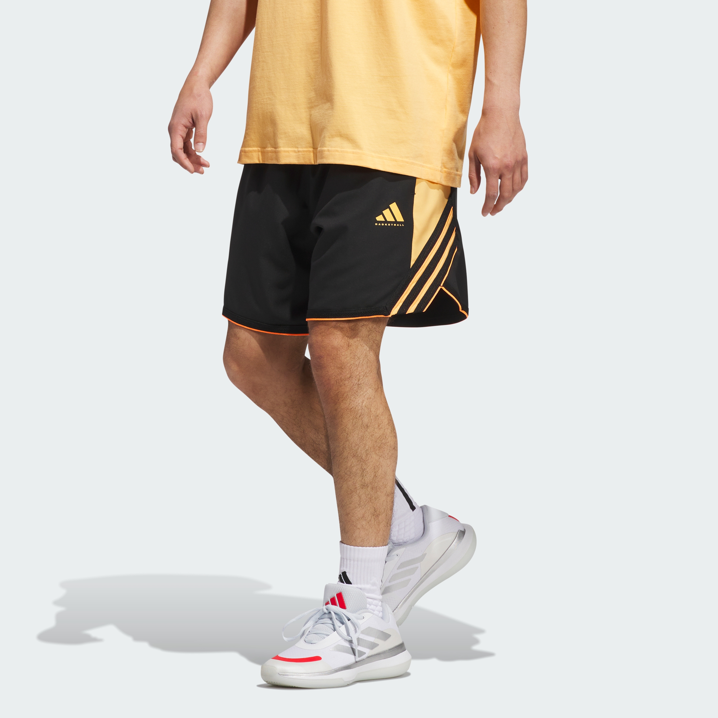https://assets.adidas.com/images/91c7914574c24b55ad526491a6c17e41_9366/JX6383_000_plp_model.jpgJX6383_000_plp_model.jpg