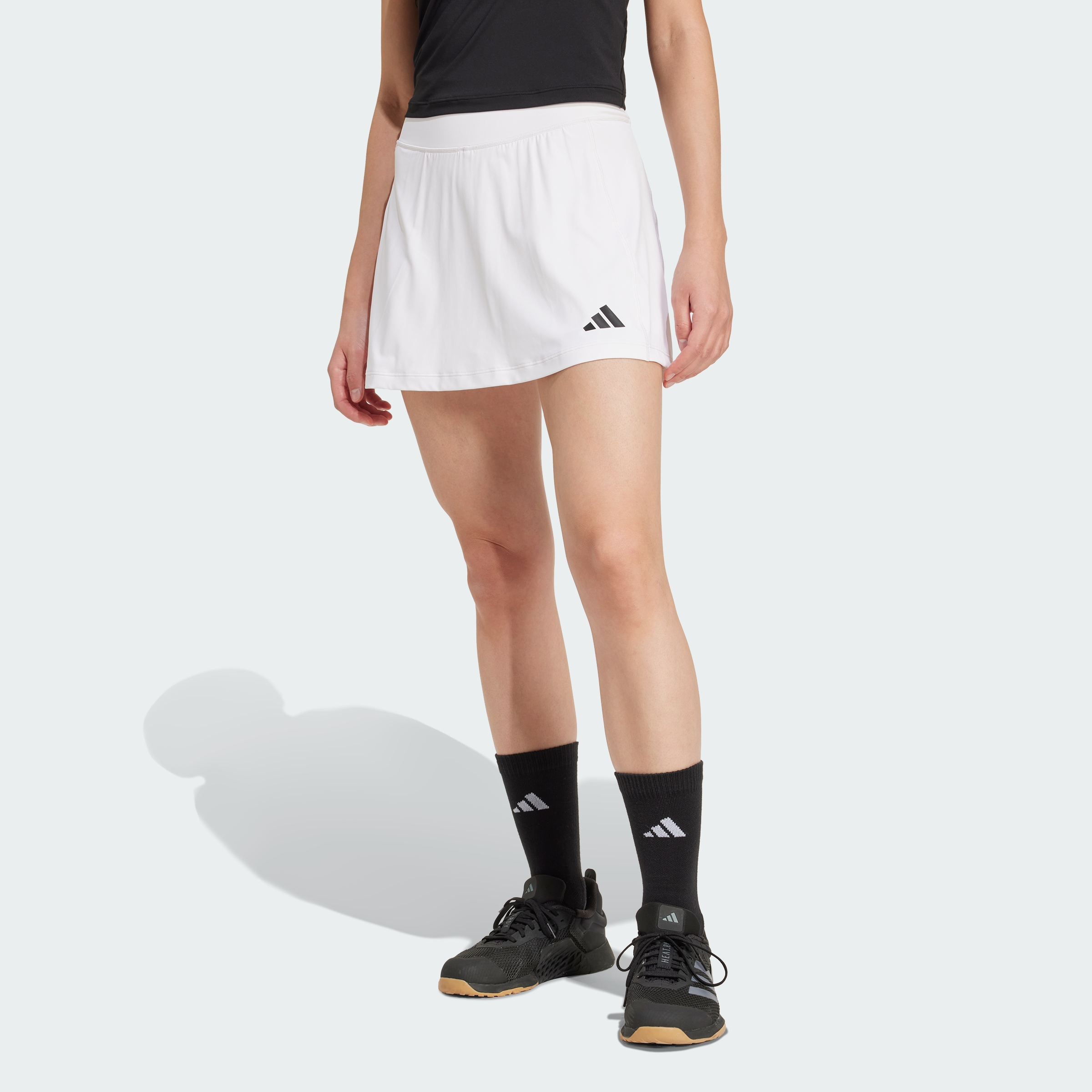 https://assets.adidas.com/images/419233ea13db408390ada90e89ec07a6_9366/JY2113_000_plp_model.jpgJY2113_000_plp_model.jpg
