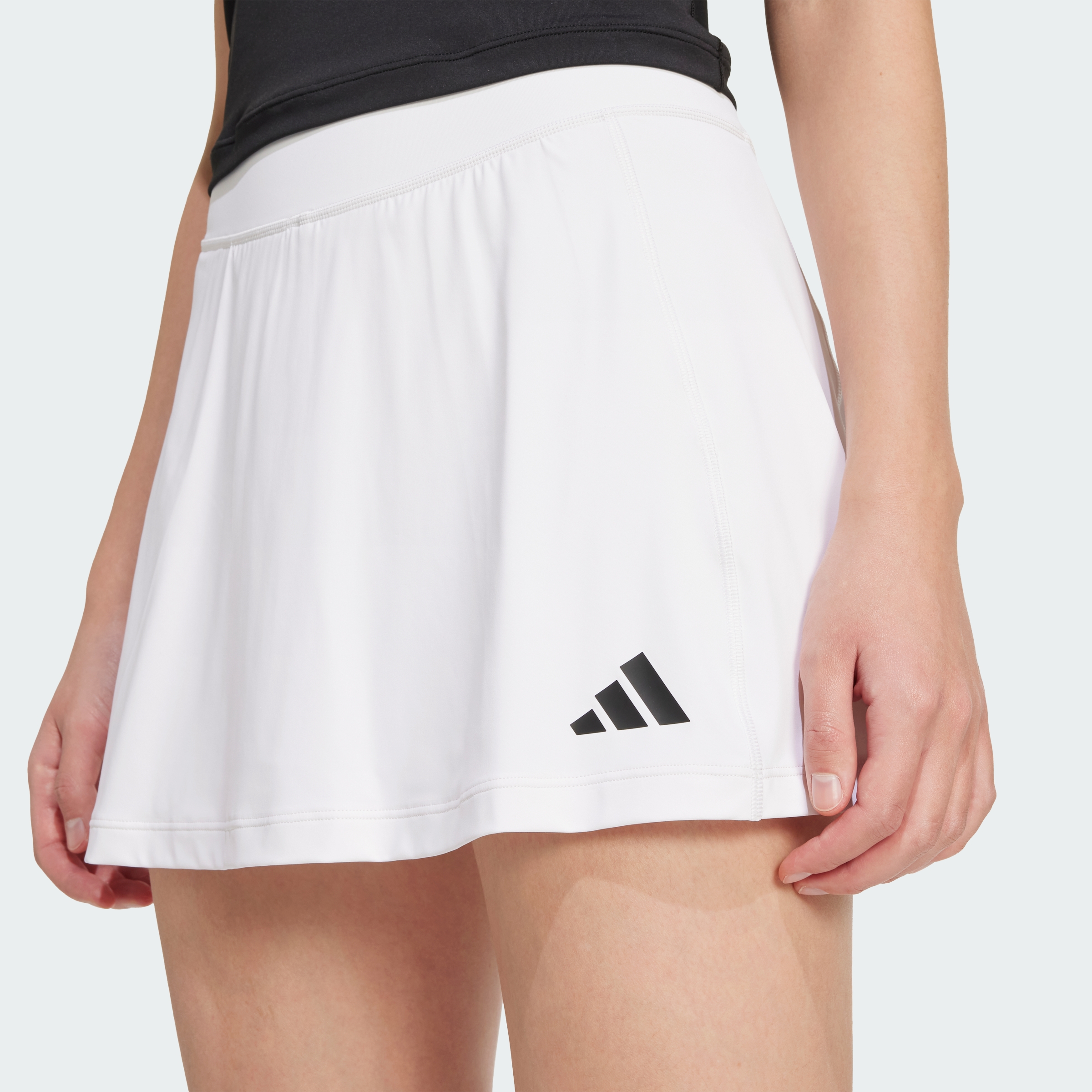 https://assets.adidas.com/images//a3572d8e386e4813b7f946eab9649fcf_9366/JY2113_41_detail.jpg