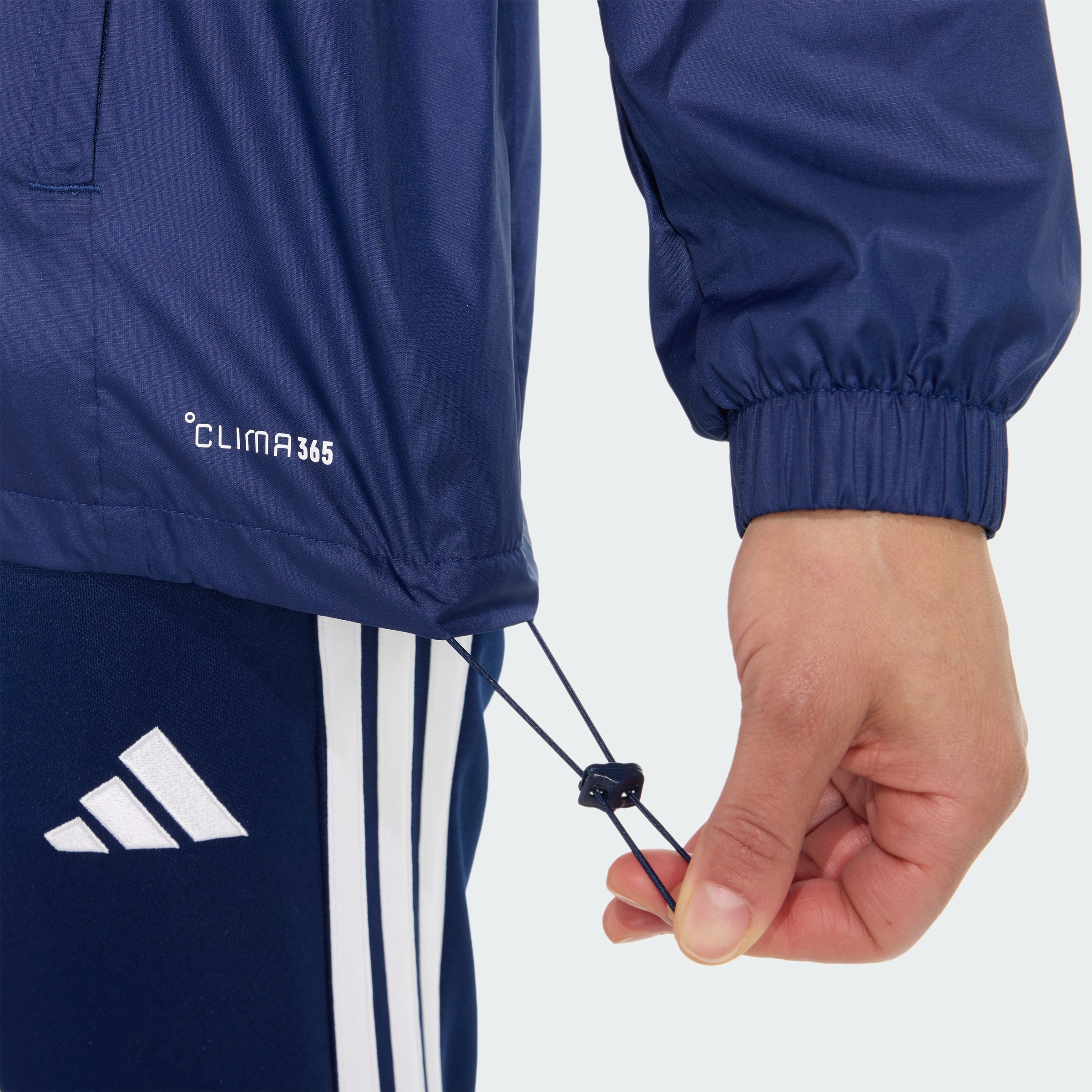 https://assets.adidas.com/images//acdb292f188f4ed88657dc8a0319bc3b_9366/JY9667_42_detail.jpg