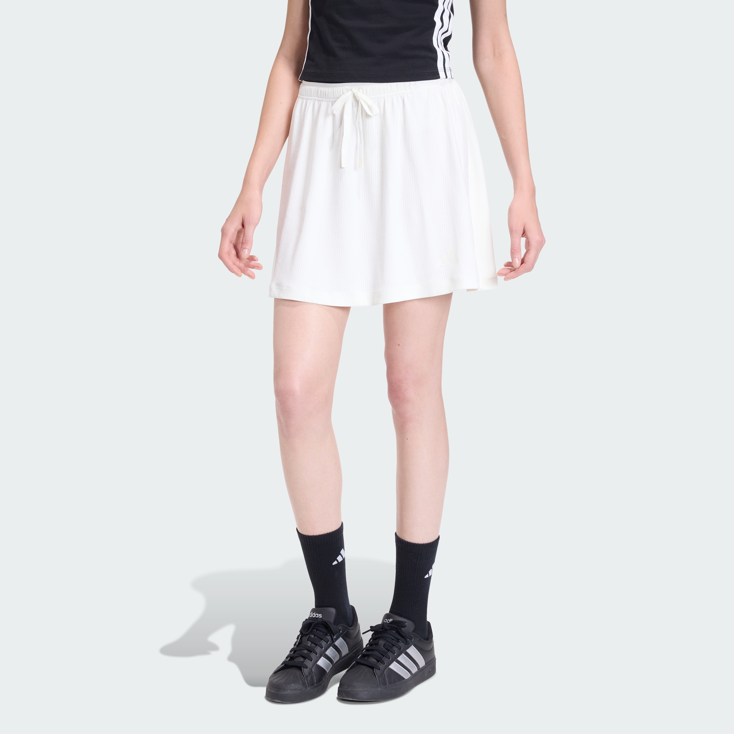 https://assets.adidas.com/images/f90147439fd747158cd5f092f7f0475b_9366/KA6984_000_plp_model.jpgKA6984_000_plp_model.jpg