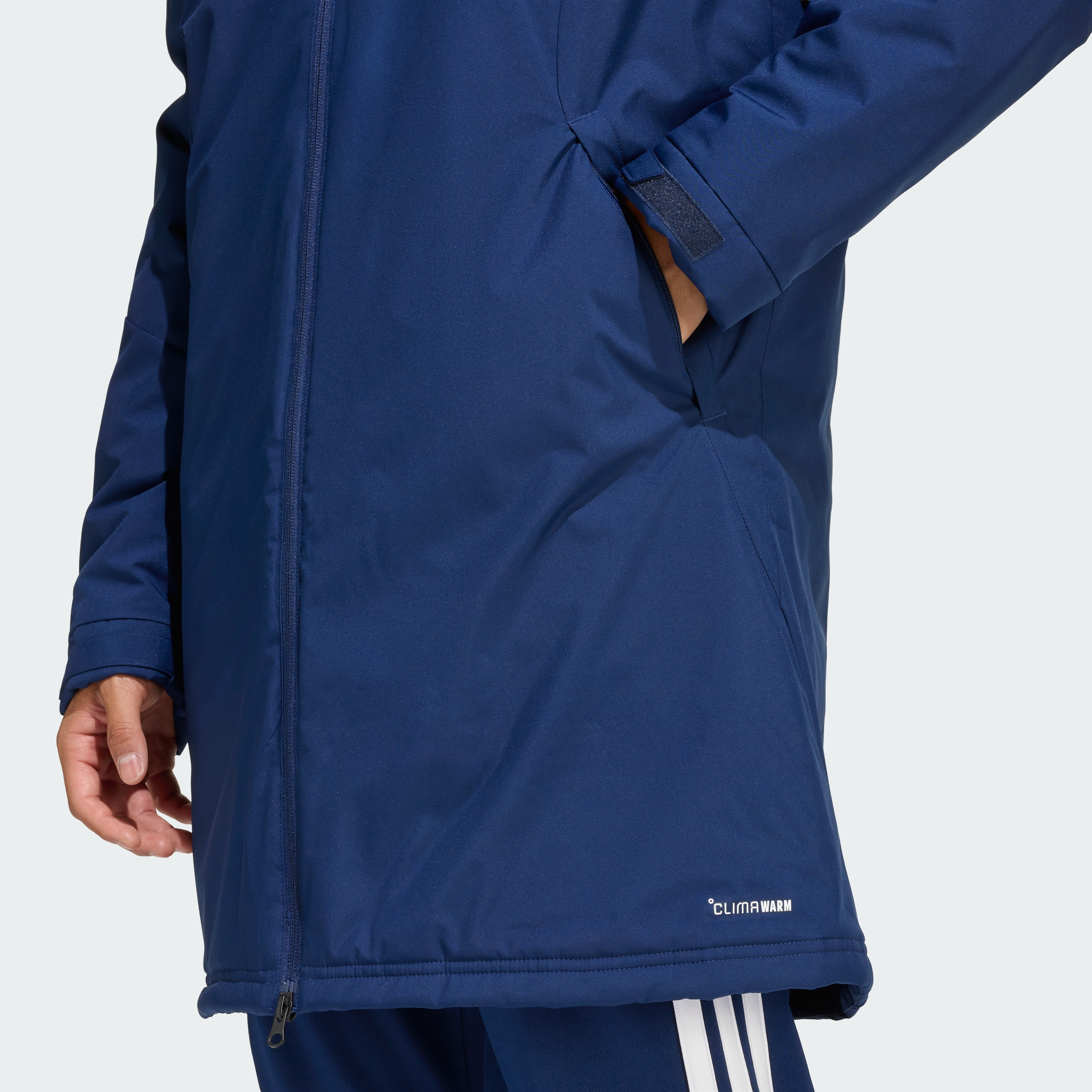 https://assets.adidas.com/images//3fae3435ba1049f29b926e10aa8d4e5e_9366/KA8022_41_detail.jpg