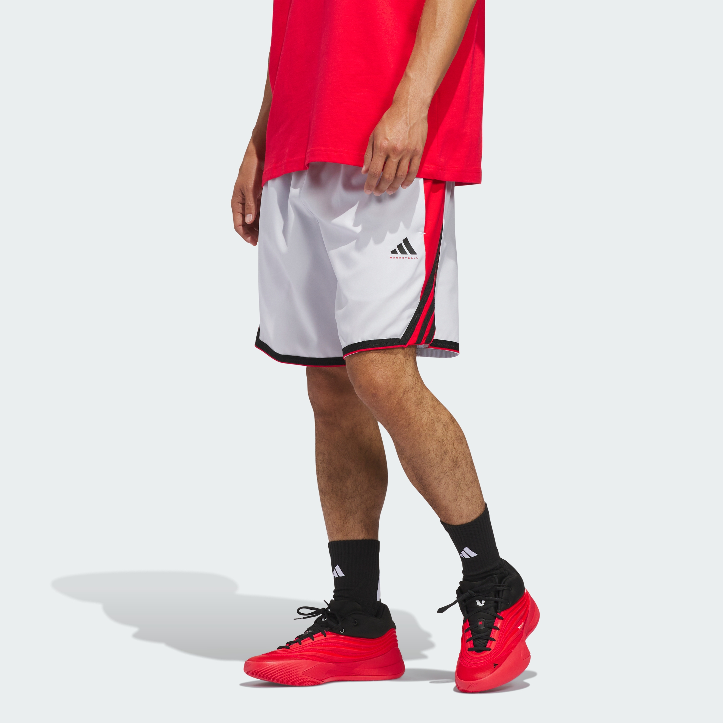 https://assets.adidas.com/images/b6f32aa506824611b27962b6e81bf2e2_9366/KB5410_000_plp_model.jpgKB5410_000_plp_model.jpg