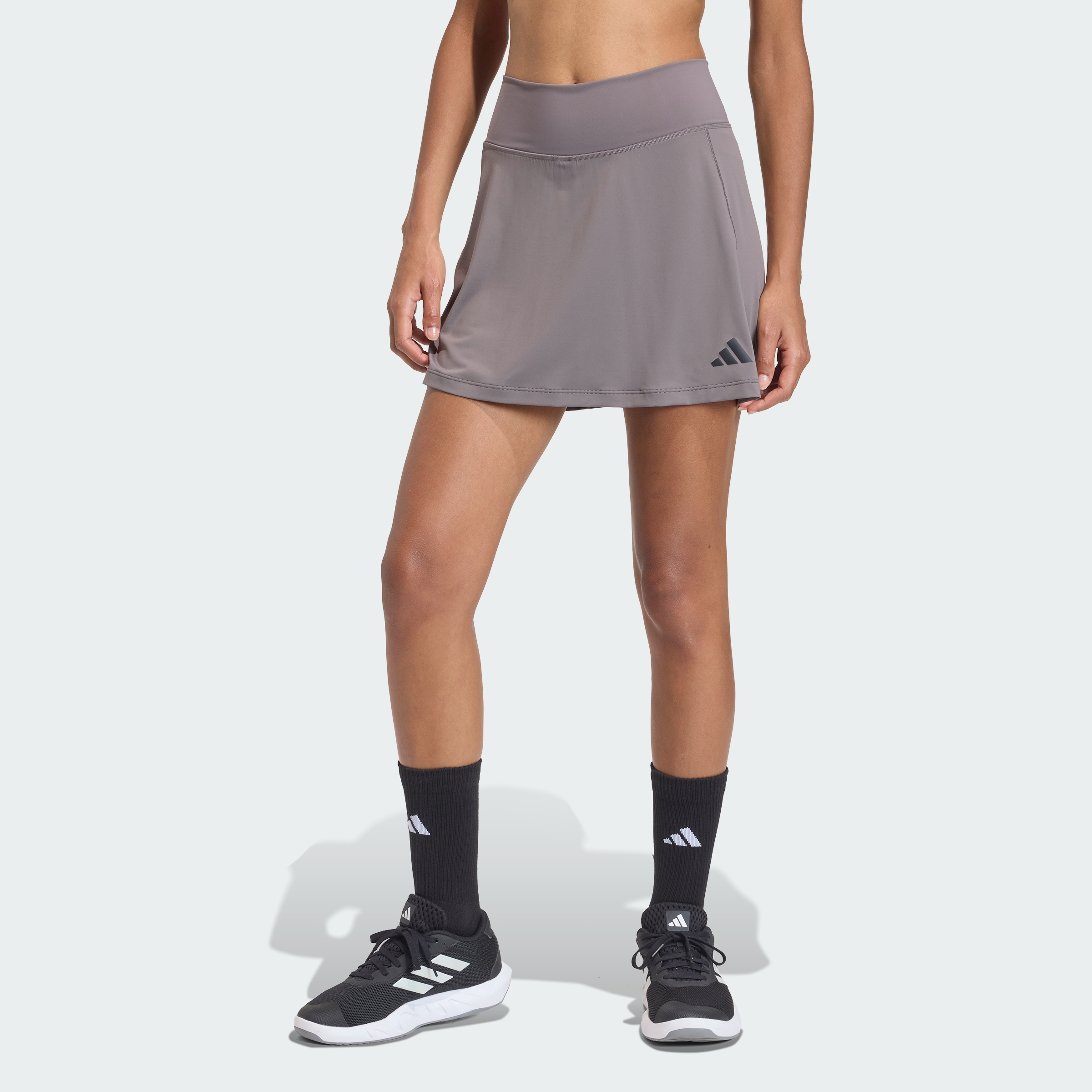 https://assets.adidas.com/images/62e89344183d4348b0c9218c33e279eb_9366/KD0084_000_plp_model.jpgKD0084_000_plp_model.jpg